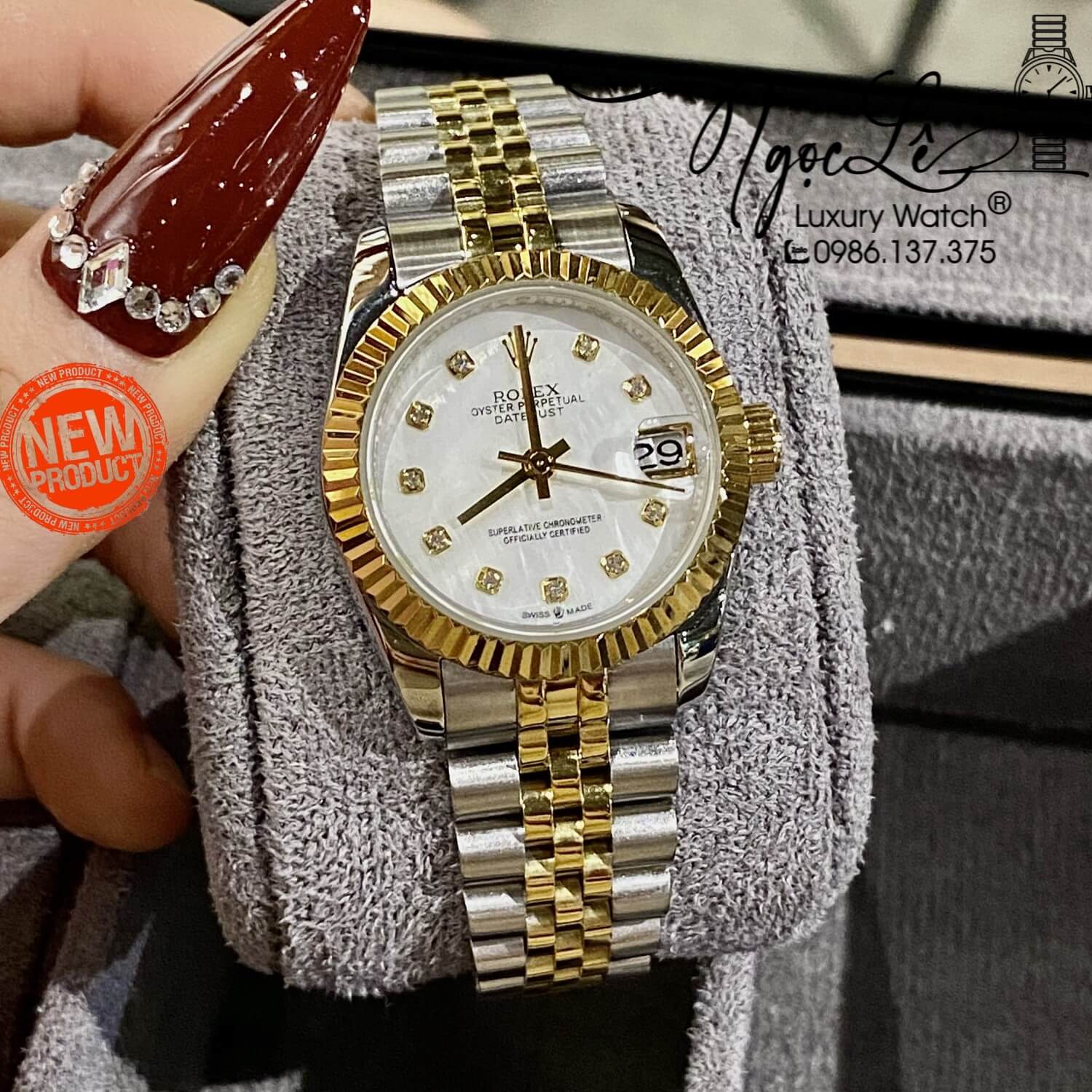 Đồng Hồ Nữ Rolex Datejust Automatic Dây Kim Loại Demi Vàng Mặt Trắng Xà Cừ Niềng Khía Size 31mm