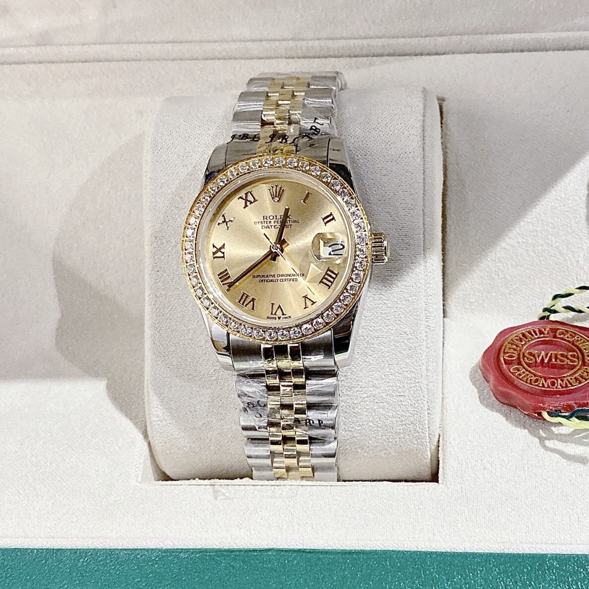 Đồng Hồ Rolex Datejust Nữ Máy Cơ Tự Động Dây Kim Loại Demi Vàng Mặt Vàng Đính Đá Size 31mm