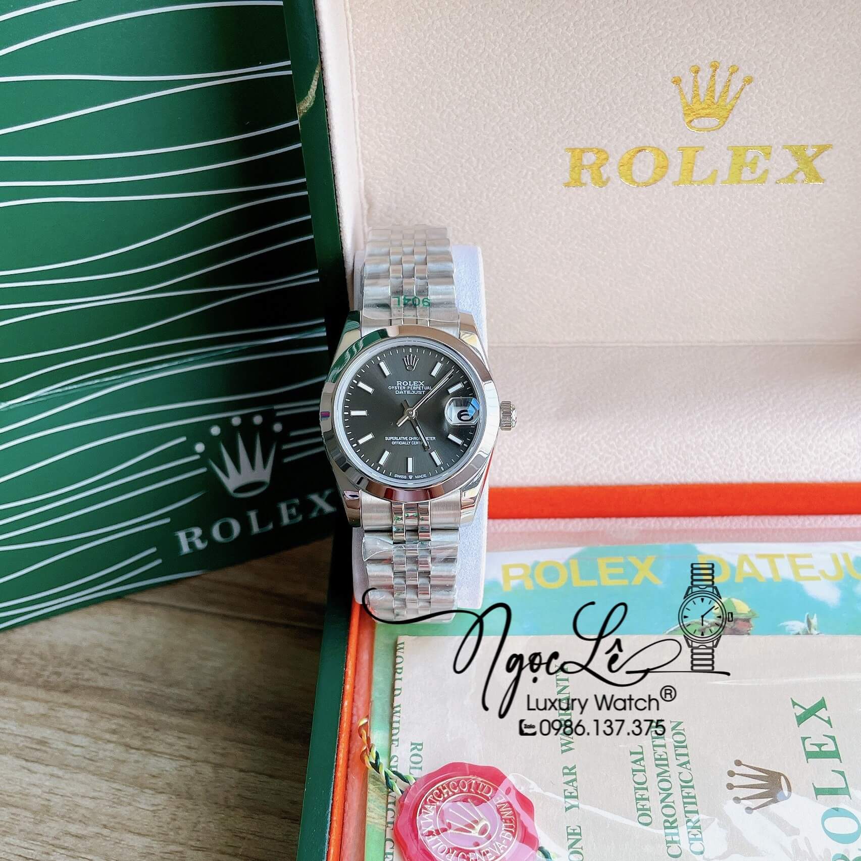 Đồng Hồ Rolex Datejust Automatic Nữ Màu Bạc Mặt Xám Đen Niềng Trơn Size 31mm