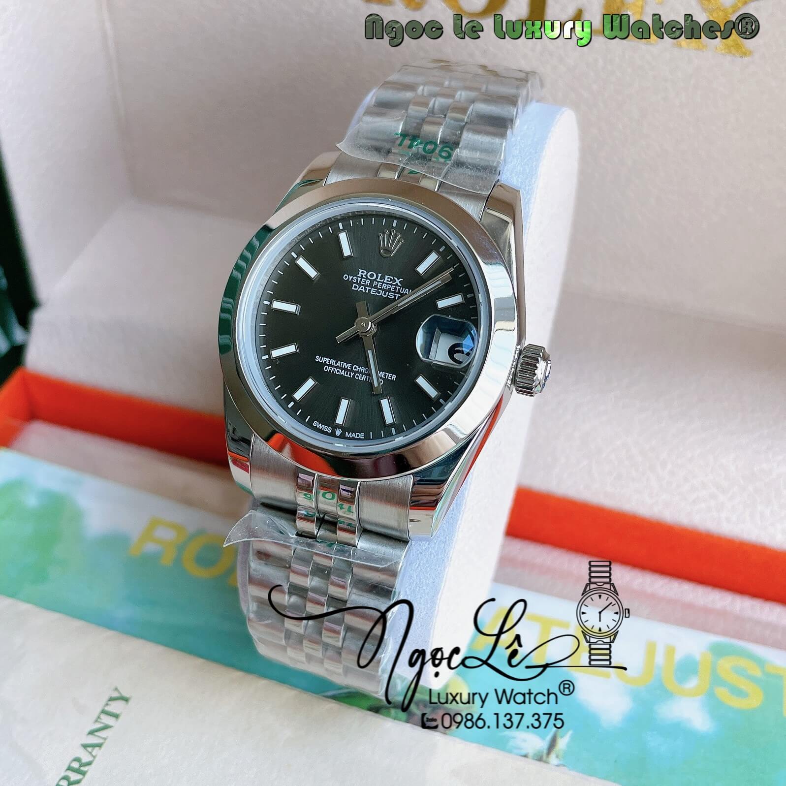 Đồng Hồ Rolex Datejust Automatic Nữ Màu Bạc Mặt Xám Đen Niềng Trơn Size 31mm