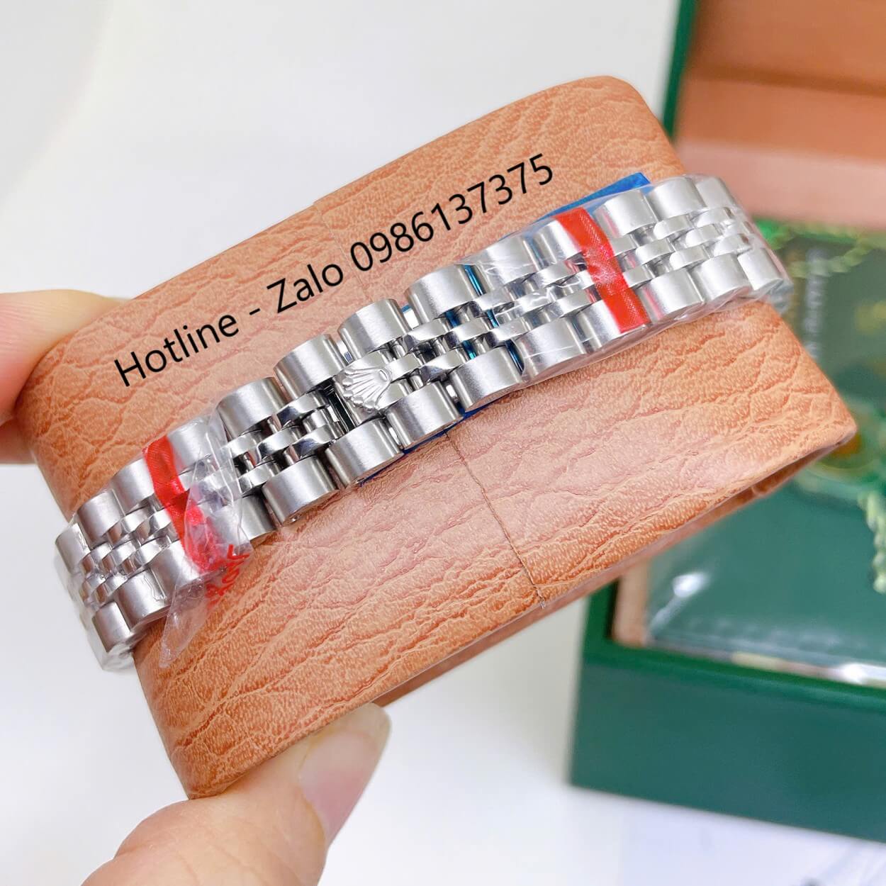 Đồng Hồ Rolex Datejust Nữ Máy Pin Dây Kim Loại Bạc Mặt Hồng Nhạt Size 28mm Viền Khía