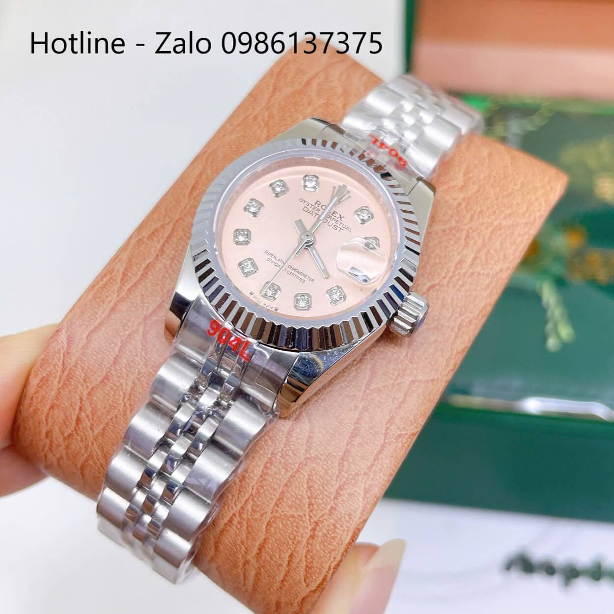 Đồng Hồ Rolex Datejust Nữ Máy Pin Dây Kim Loại Bạc Mặt Hồng Nhạt Size 28mm Viền Khía