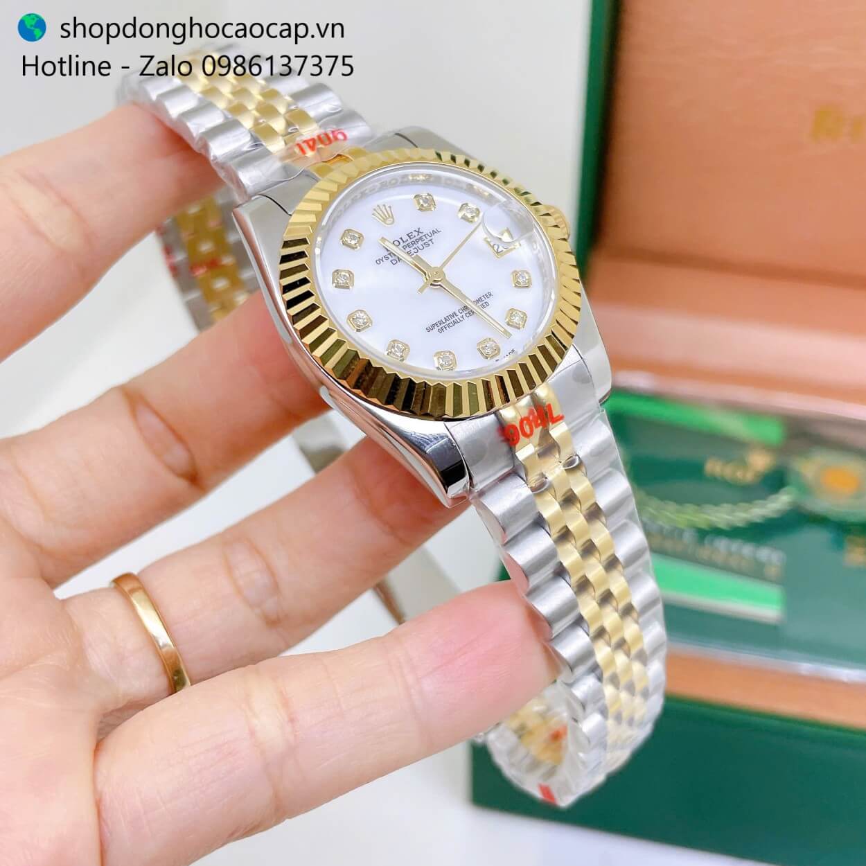 Đồng Hồ Rolex Datejust Nữ Máy Pin Dây Kim Loại Demi Vàng Mặt Trắng Xà Cừ Niềng Khía Size 31mm
