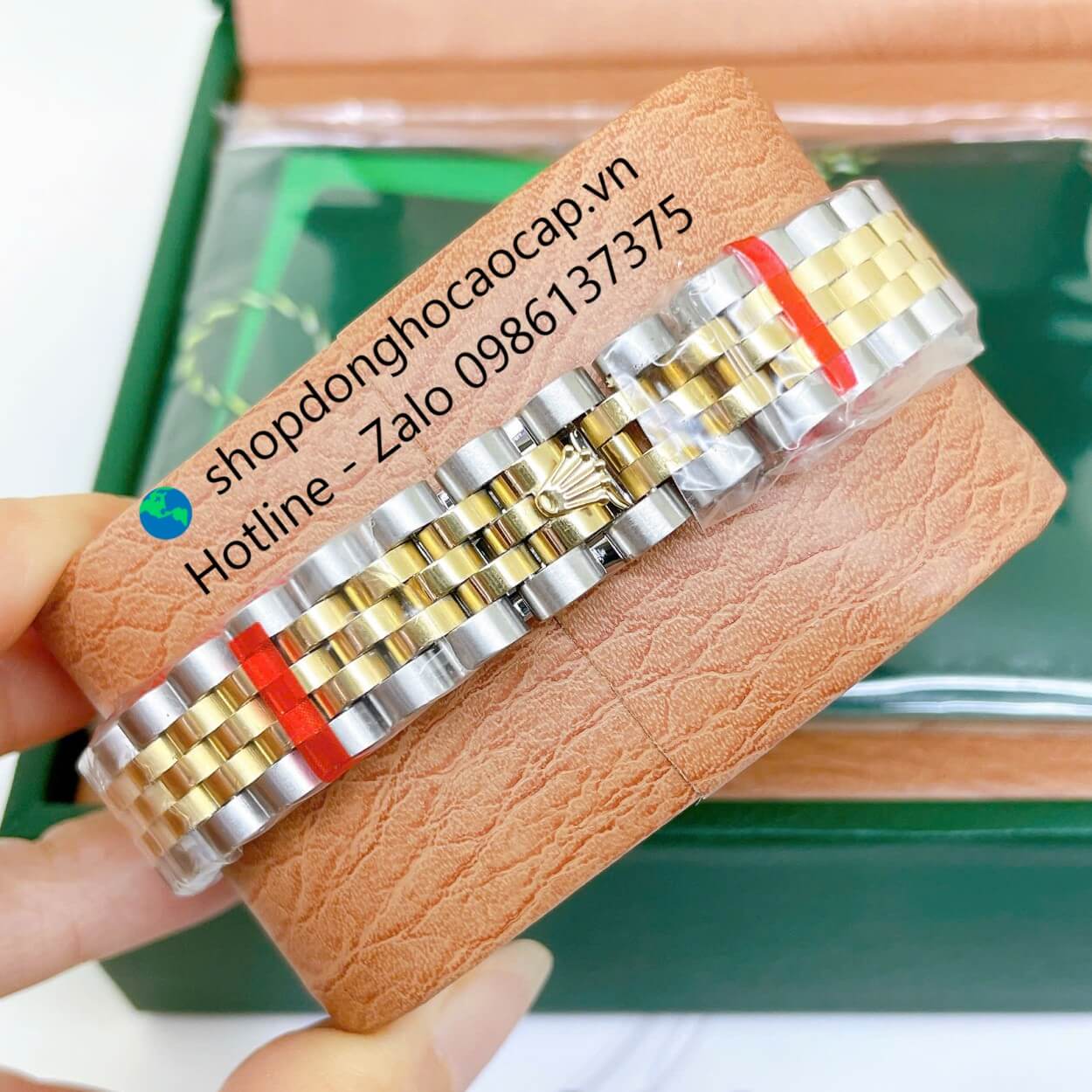 Đồng Hồ Rolex Datejust Nữ Máy Pin Dây Kim Loại Demi Vàng Mặt Vàng Niềng Khía Size 31mm