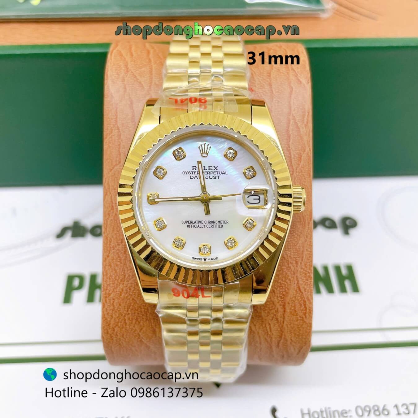 Đồng Hồ Rolex Datejust Nữ Máy Pin Dây Kim Loại Vàng Mặt Trắng Xà Cừ Niềng Khía Size 31mm
