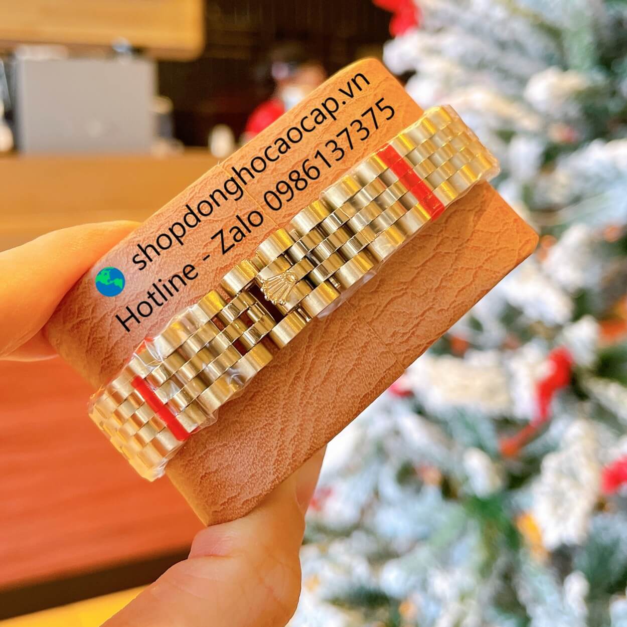 Đồng Hồ Rolex Datejust Nữ Máy Pin Dây Kim Loại Vàng Mặt Vàng Niềng Khía Size 31mm