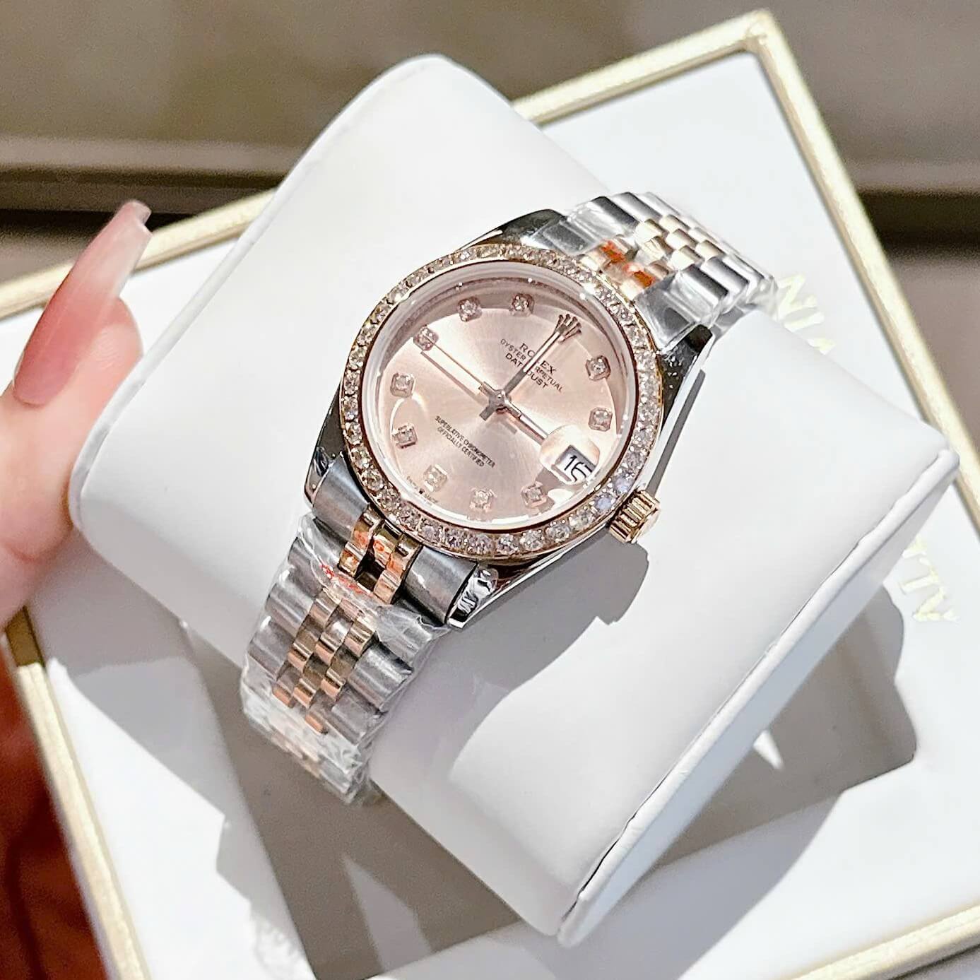 Đồng Hồ Rolex Datejust Nữ Máy Pin Dây Thép Demi Rose Mặt Rose Size 31mm Viền Đá Khóa Hộp