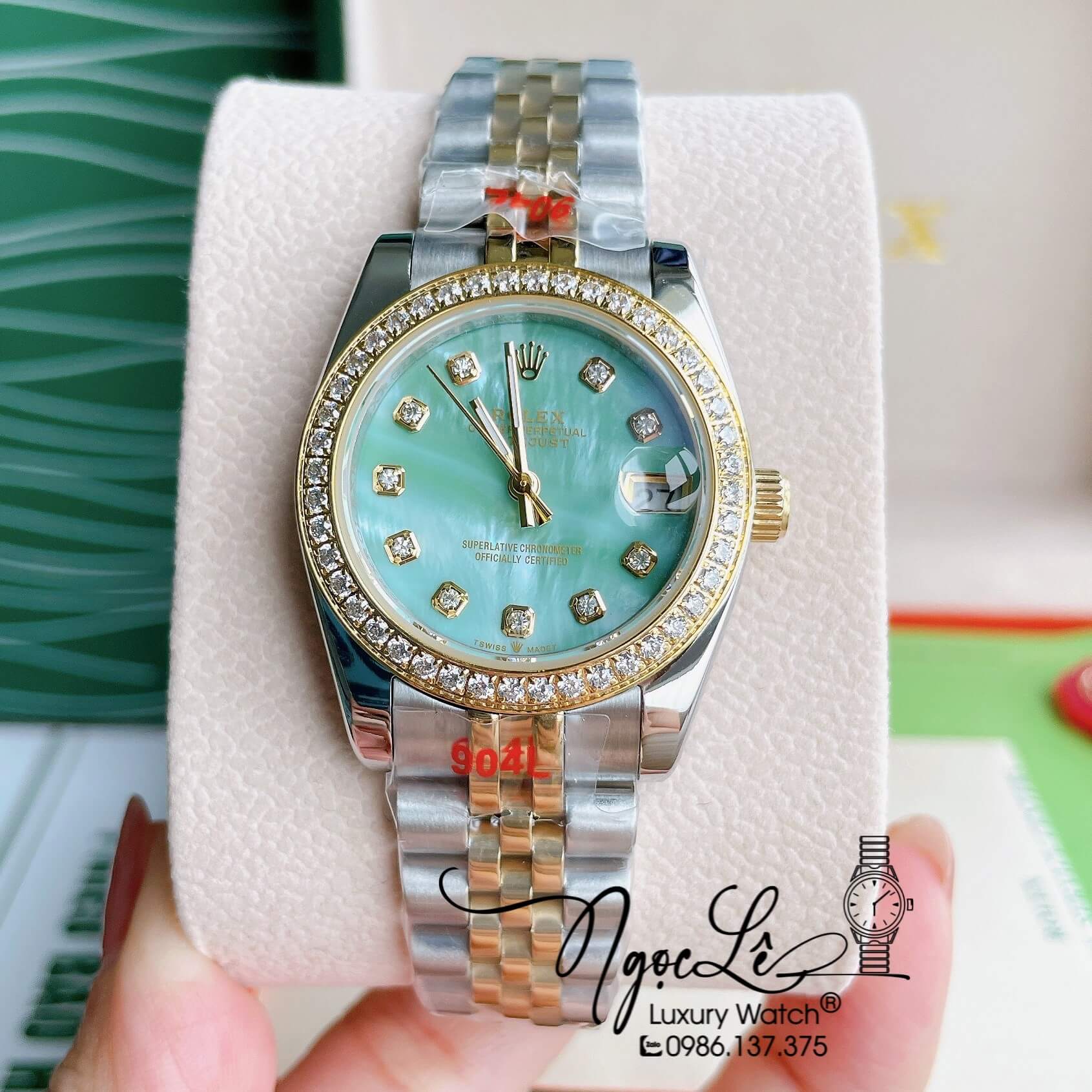 Đồng Hồ Nữ Rolex Datejust Pin Màu Demi Vàng Mặt Xanh Ngọc Xà Cừ Đính Đá Size 32mm