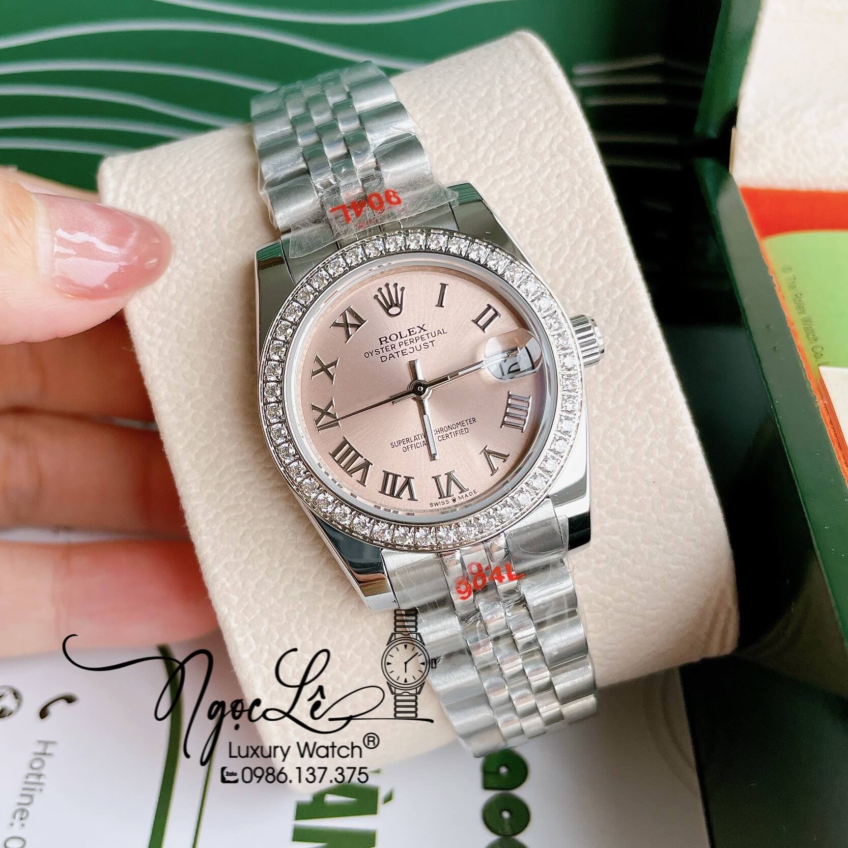 Đồng Hồ Nữ Rolex Datejust Pin Màu Bạc Mặt Hồng Nhạt Đính Đá Size 32mm Full Box