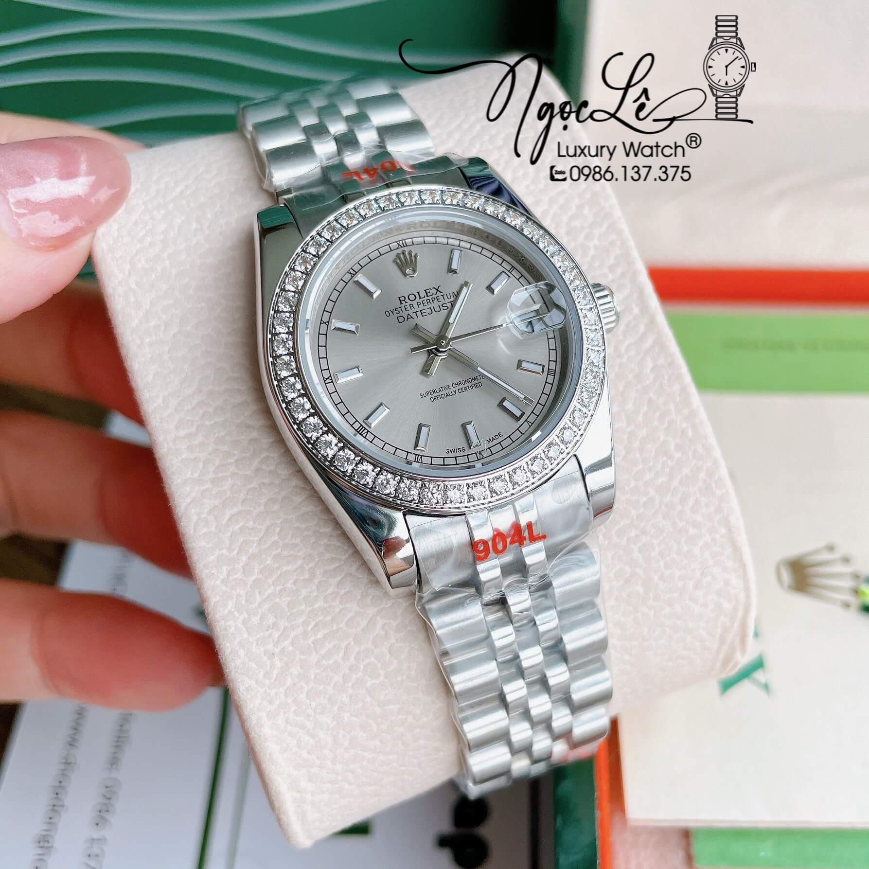 Đồng Hồ Nữ Rolex Datejust Pin Màu Bạc Mặt Xám Nhạt Đính Đá Size 32mm Full Box