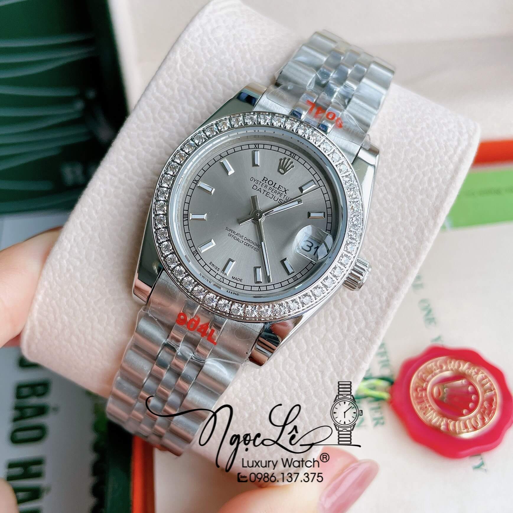Đồng Hồ Nữ Rolex Datejust Pin Màu Bạc Mặt Xám Nhạt Đính Đá Size 32mm Full Box
