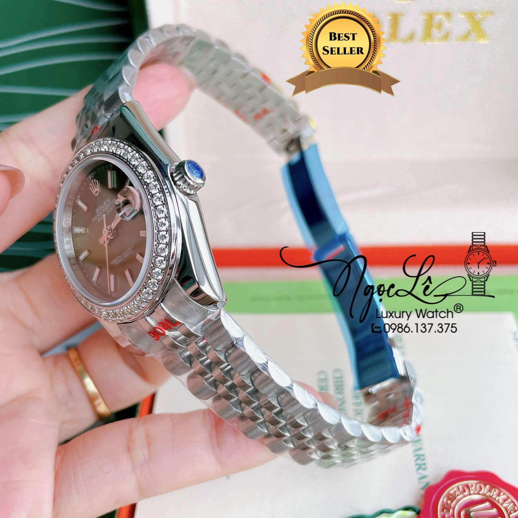 Đồng Hồ Nữ Rolex Datejust Pin Màu Bạc Mặt Xanh Rêu Đính Đá Size 32mm Full Box