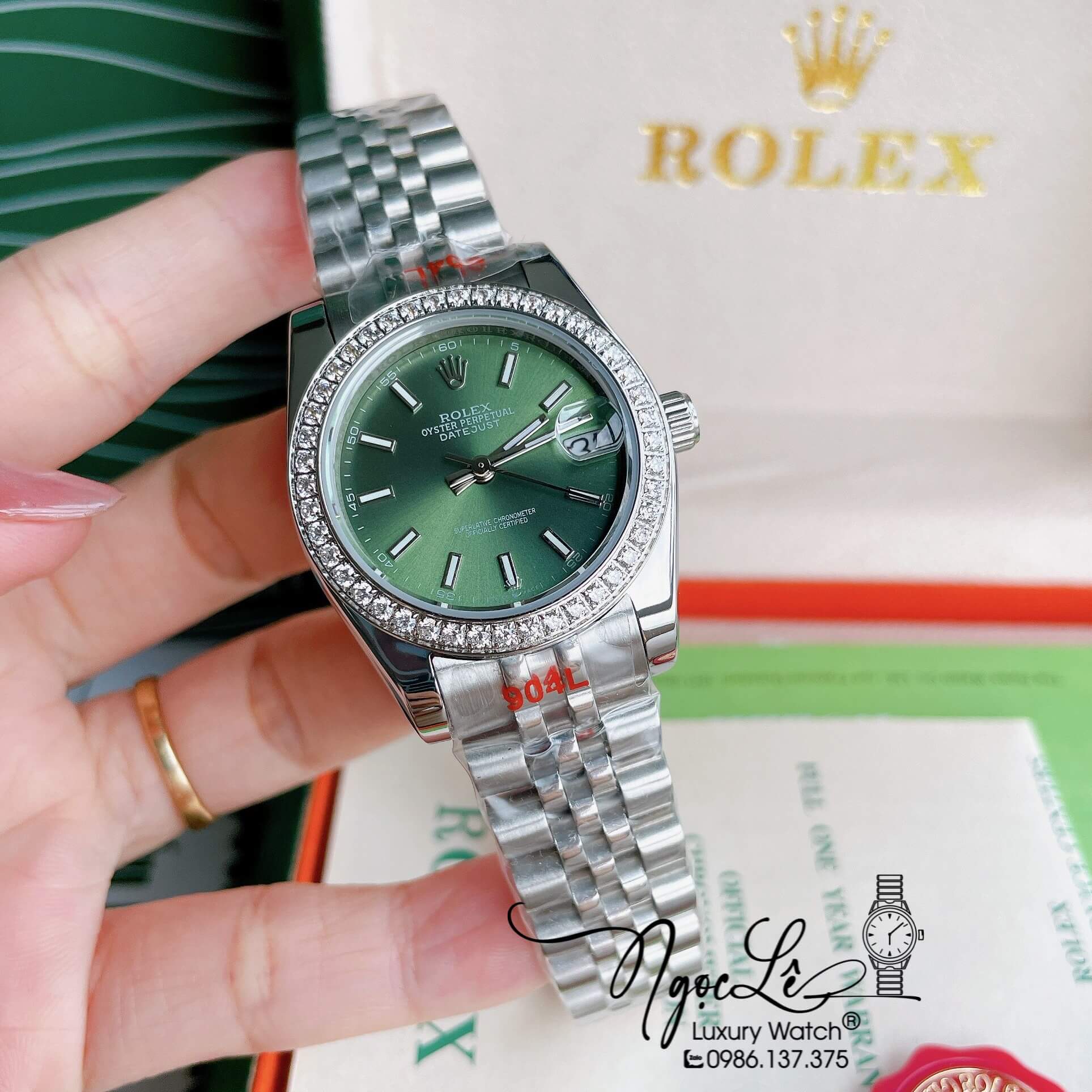 Đồng Hồ Nữ Rolex Datejust Pin Màu Bạc Mặt Xanh Rêu Đính Đá Size 32mm Full Box