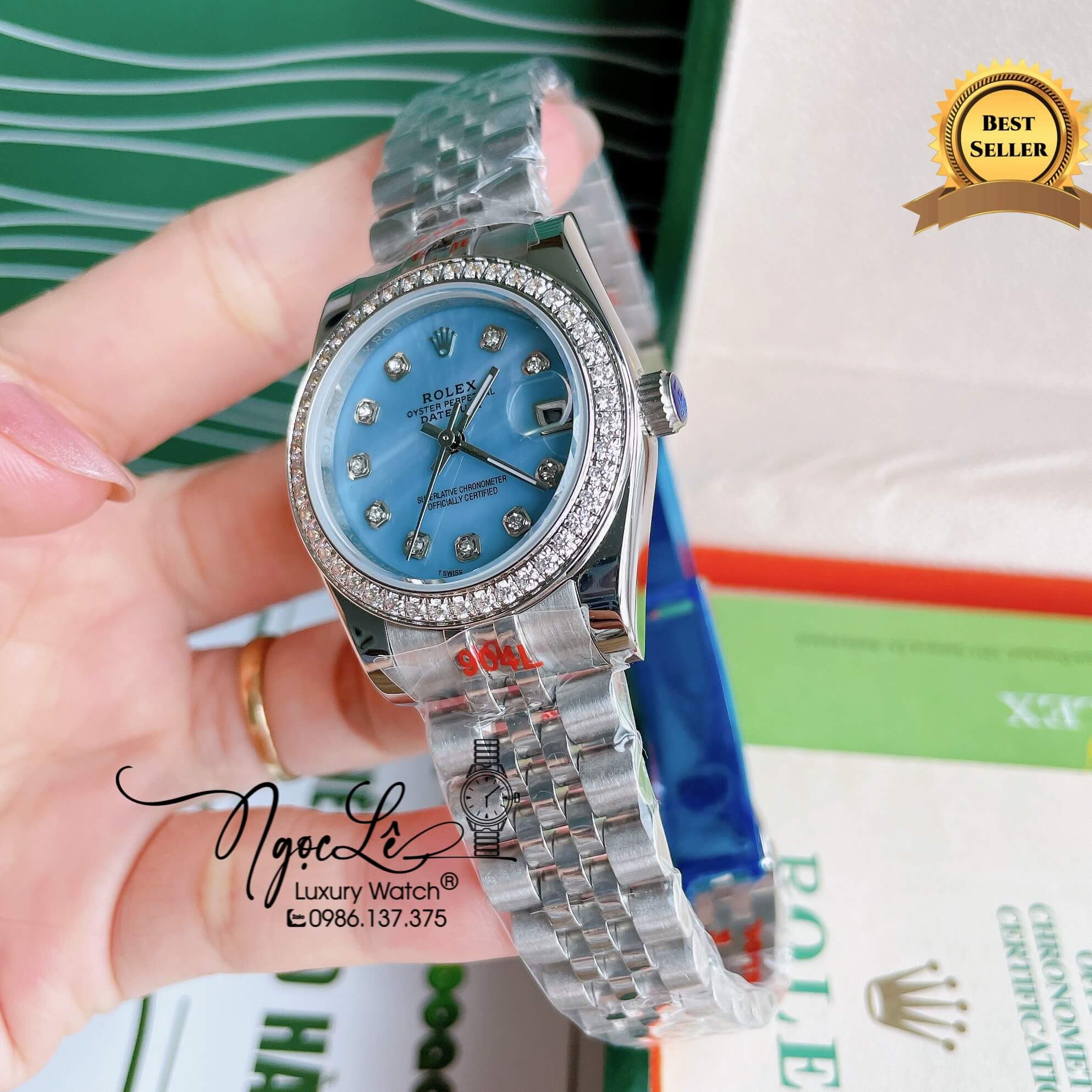 Đồng Hồ Nữ Rolex Datejust Pin Màu Vàng Mặt Xanh Dương Xà Cừ Đính Đá Size 32mm Full Box