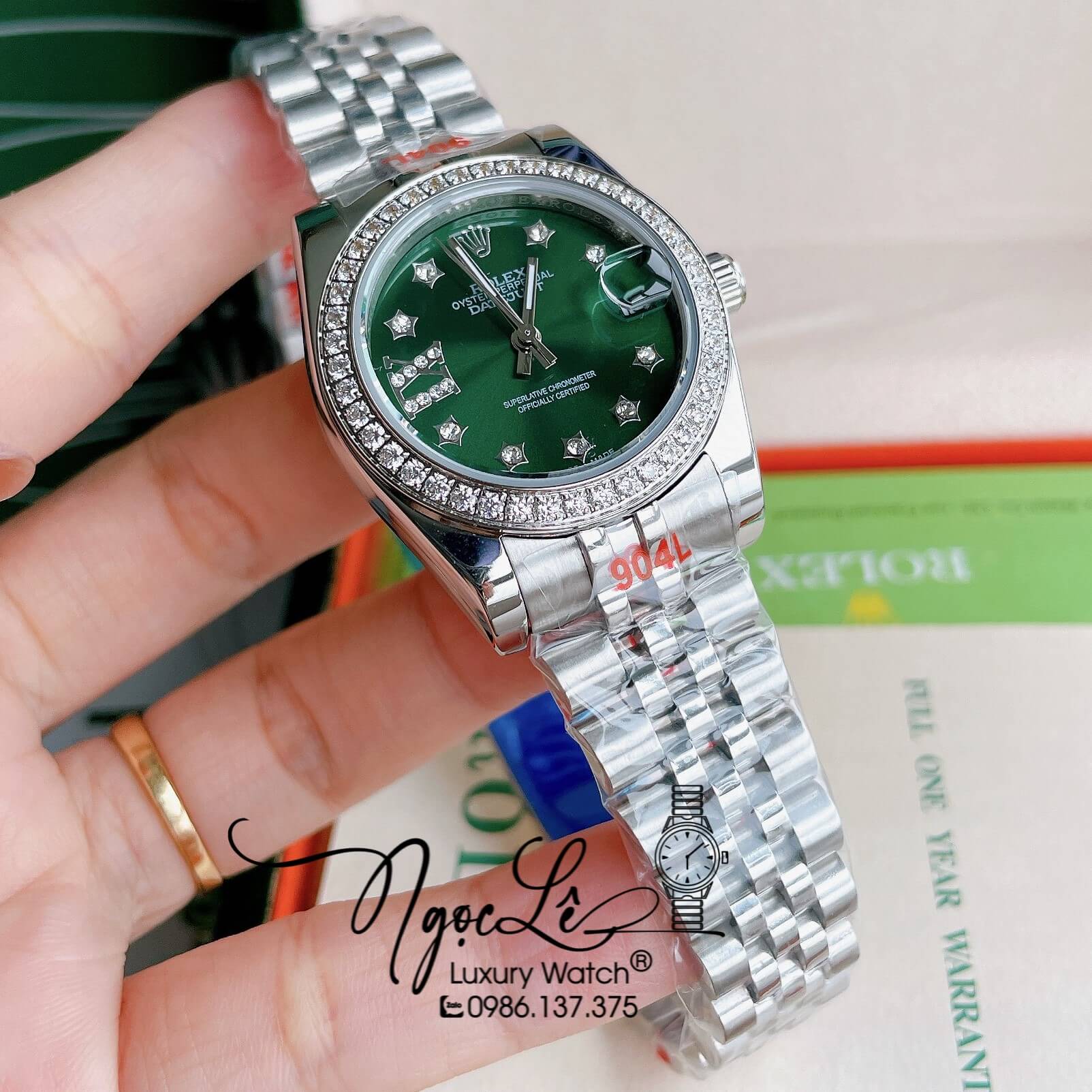 Đồng Hồ Nữ Rolex Datejust Pin Màu Bạc Mặt Xanh Oliu Đính Đá Size 32mm