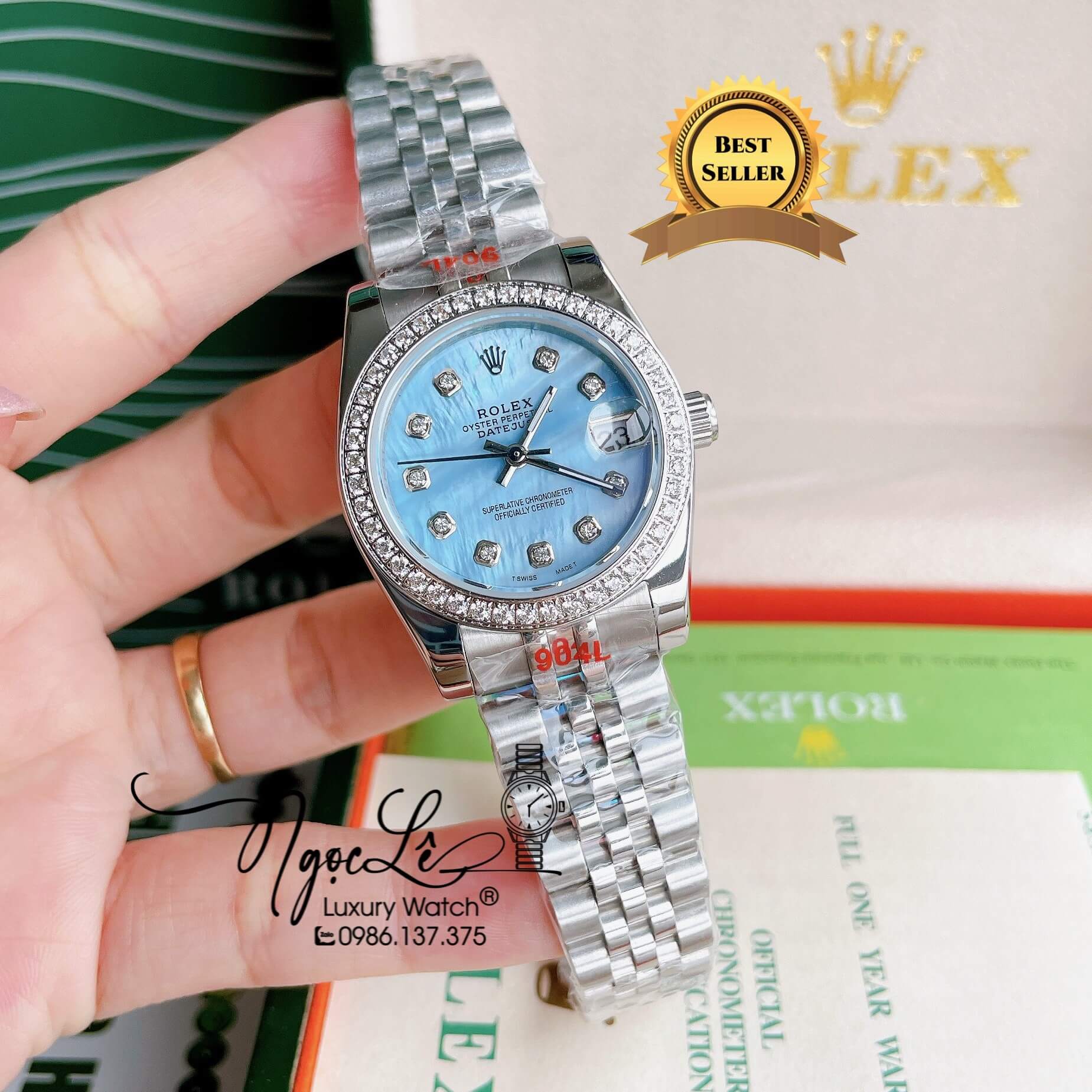 Đồng Hồ Nữ Rolex Datejust Pin Màu Vàng Mặt Xanh Dương Xà Cừ Đính Đá Size 32mm Full Box