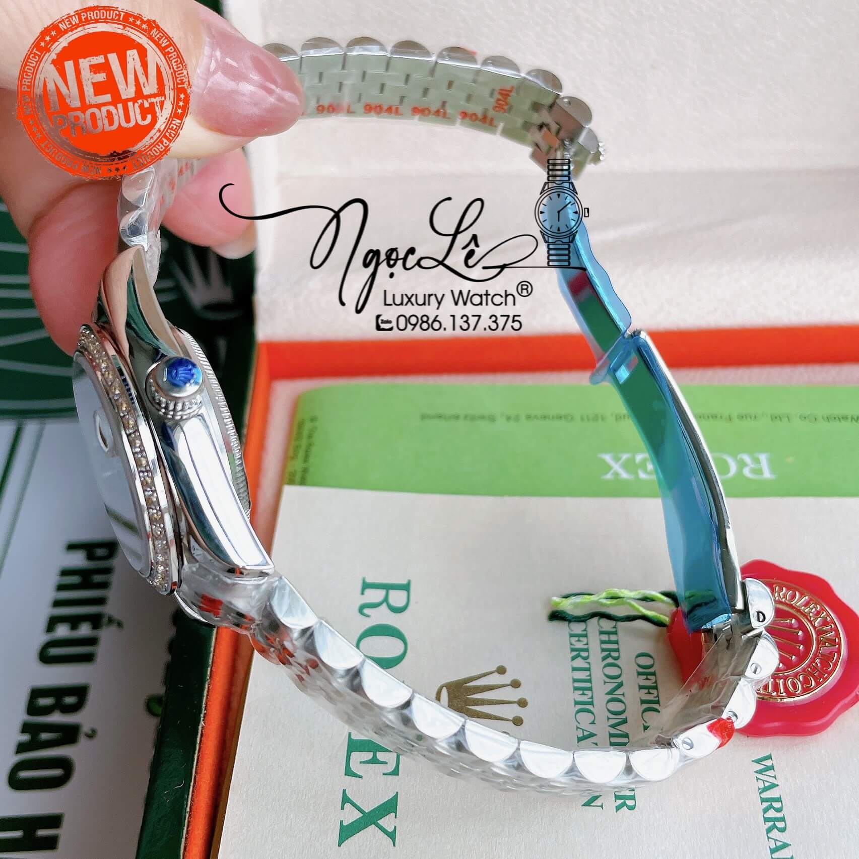 Đồng Hồ Nữ Rolex Datejust Pin Màu Bạc Mặt Xanh Coban Đính Đá Size 32mm Full Box