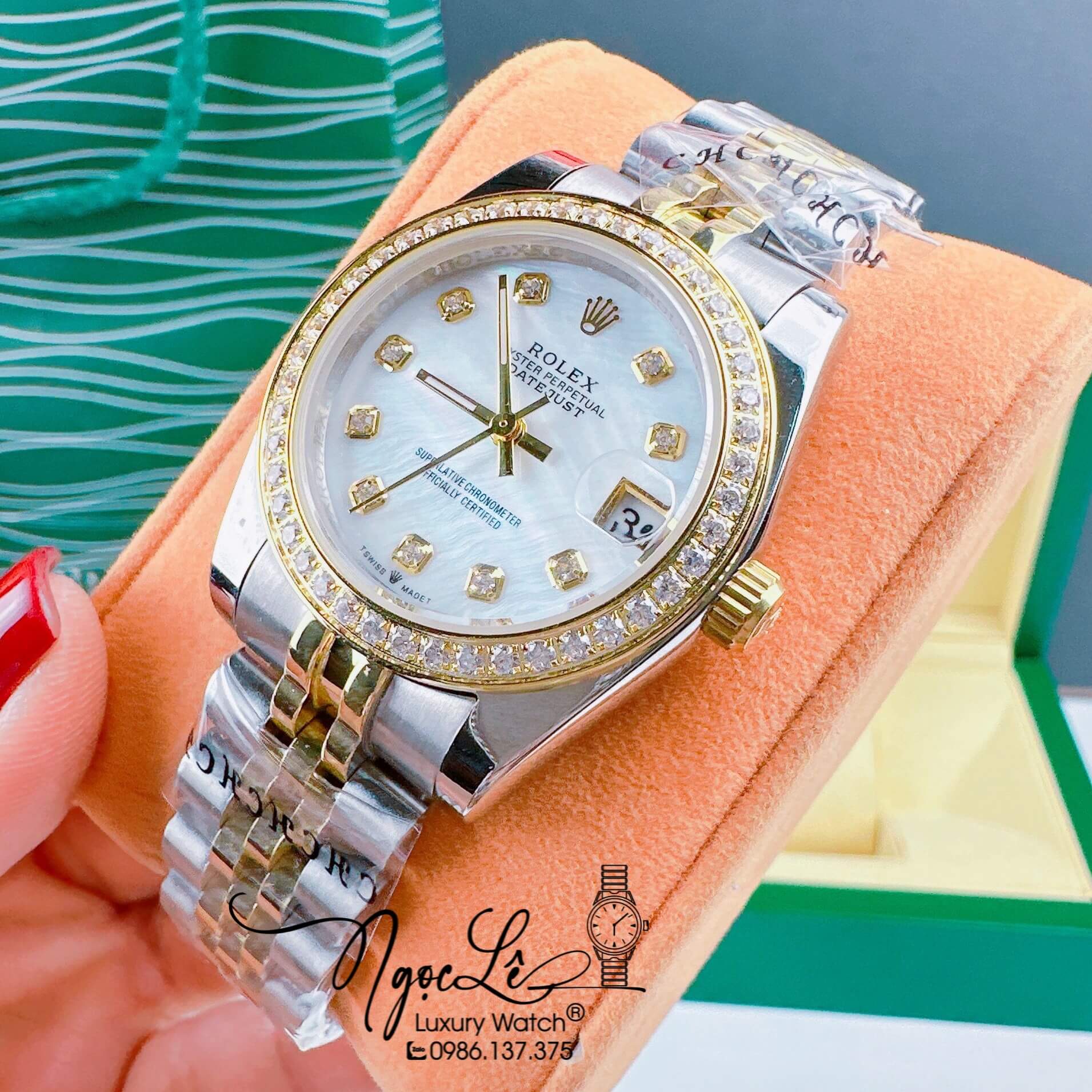 Đồng Hồ Nữ Rolex Datejust Pin Màu Demi Rose Mặt Xà Cừ Đính Đá Size 32mm