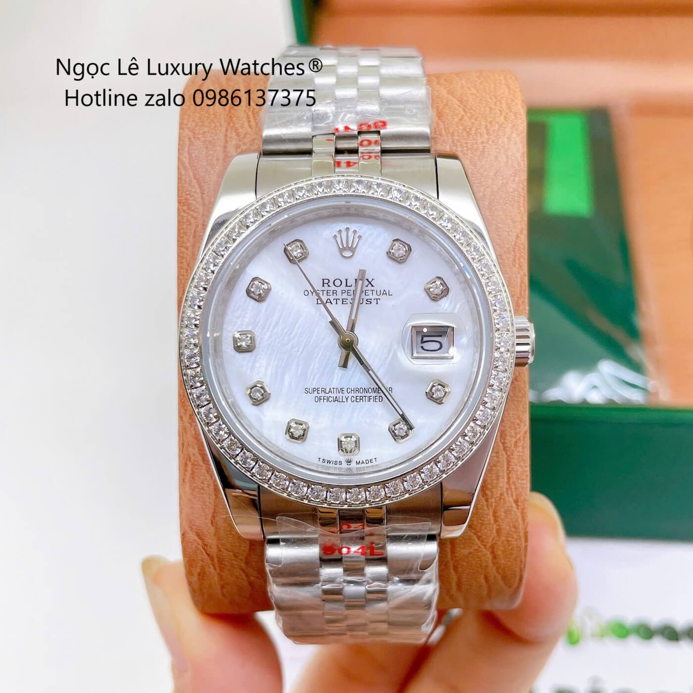 Đồng Hồ Rolex Datejust Unisex Dây Thép Silver Mặt Xà Cừ Trắng Đính Đá Size 36mm - Quartz