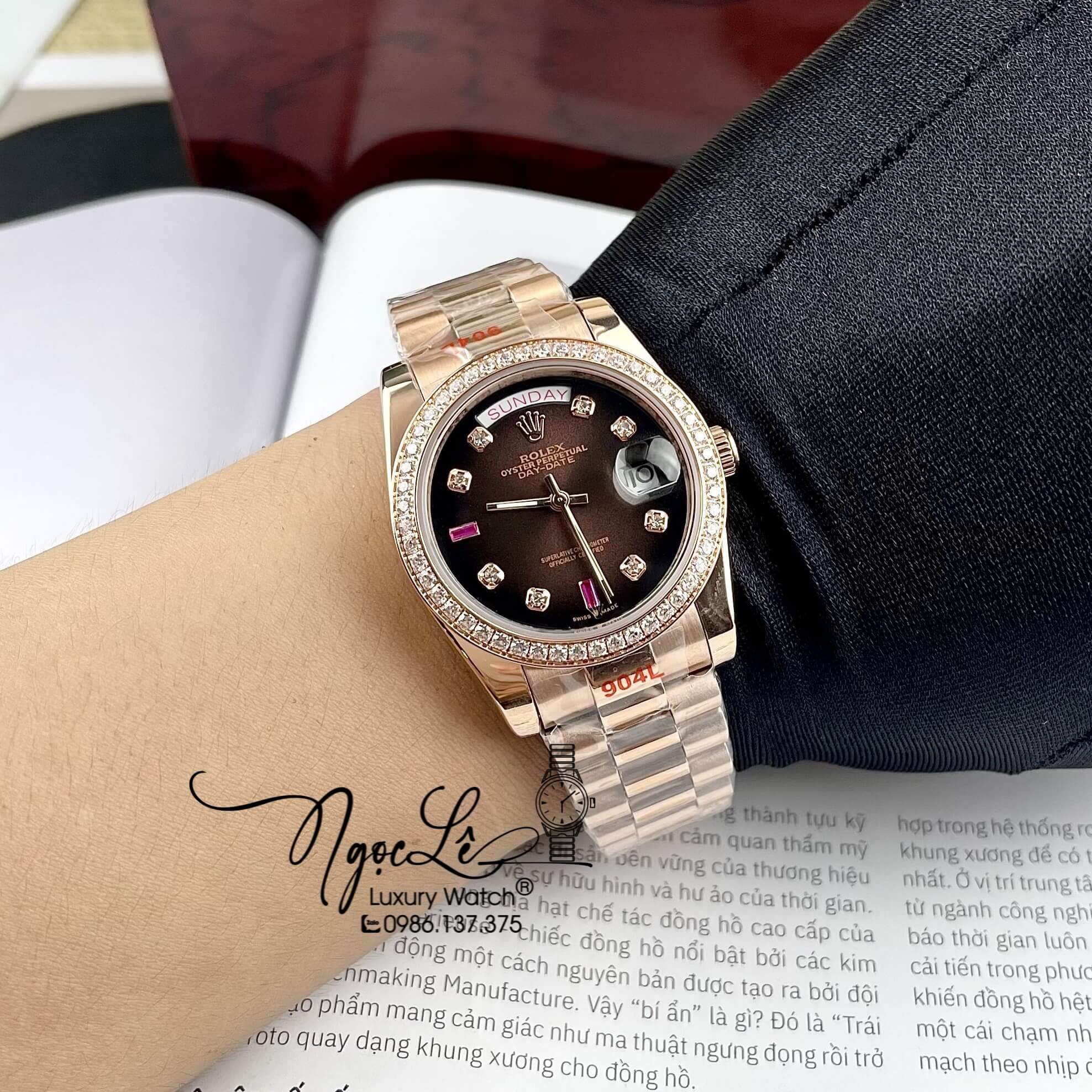 Đồng Hồ Rolex Day-Date Automatic Dây Kim Loại Vàng Hồng Mặt Nâu Đính Đá 36mm