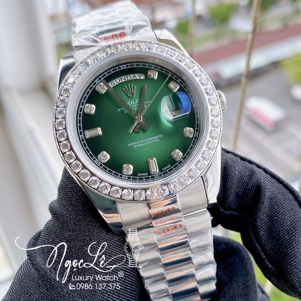 Đồng Hồ Rolex Day-Date Automatic Dây Kim Loại Bạc Mặt Xanh Ombre Đính Đá 41mm