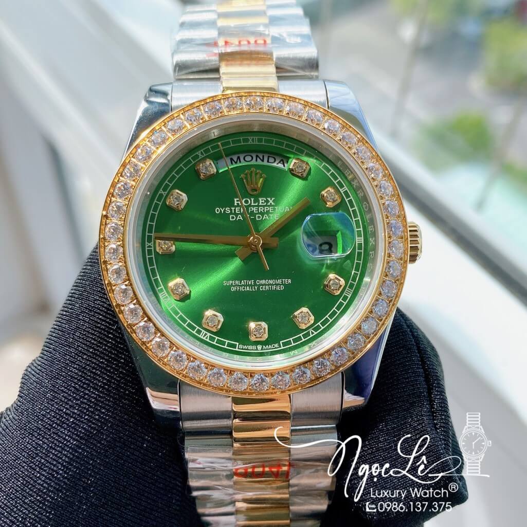 Đồng Hồ Rolex Day-Date Automatic Dây Kim Loại Demi Mặt Xanh Lá Đính Đá 41mm