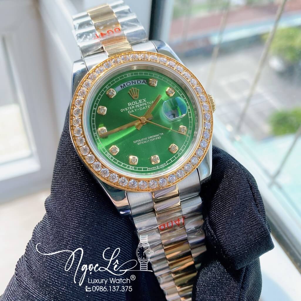 Đồng Hồ Rolex Day-Date Automatic Dây Kim Loại Demi Mặt Xanh Lá Đính Đá 41mm