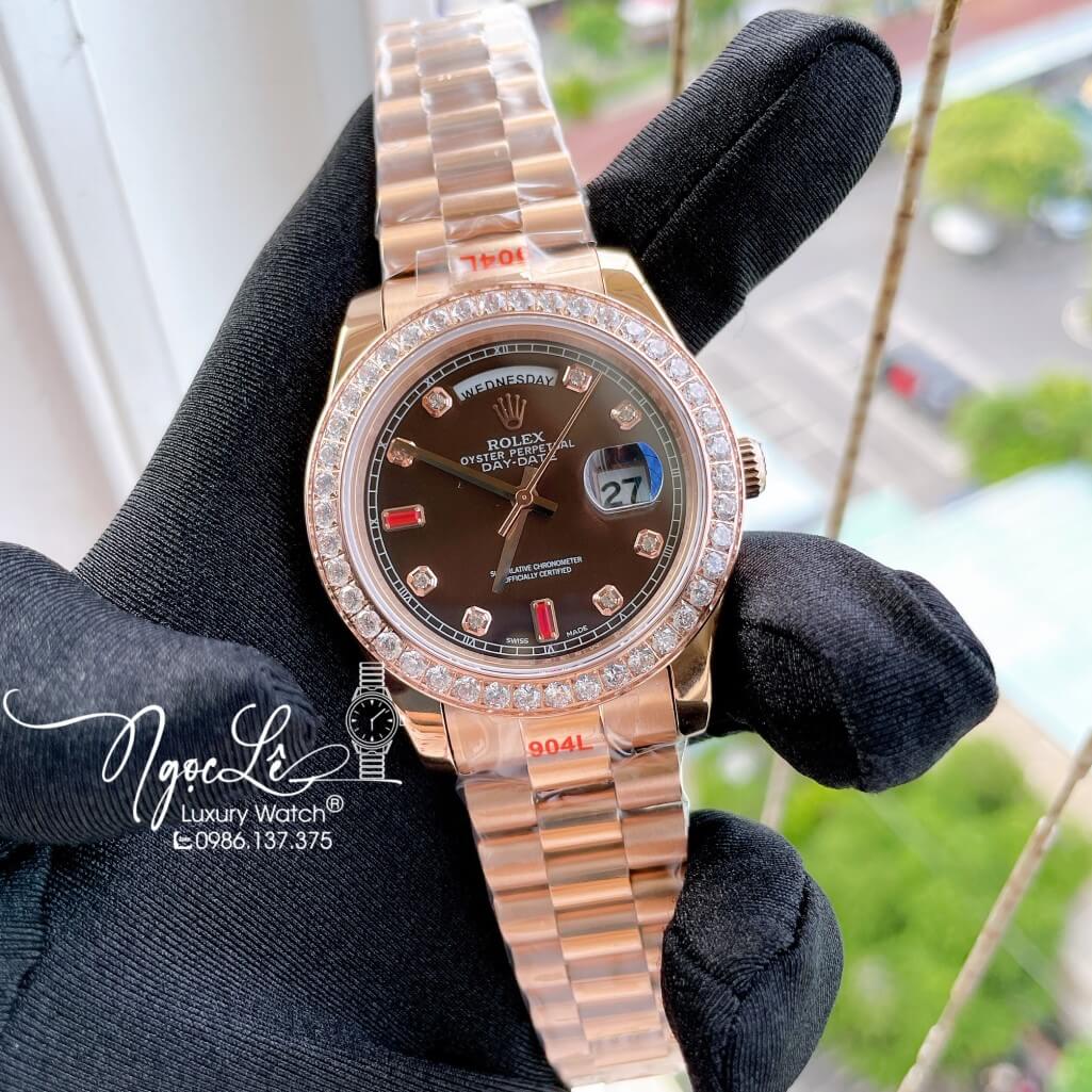 Đồng Hồ Rolex Day-Date Automatic Dây Kim Loại Vàng Hồng Mặt Nâu Đính Đá 41mm