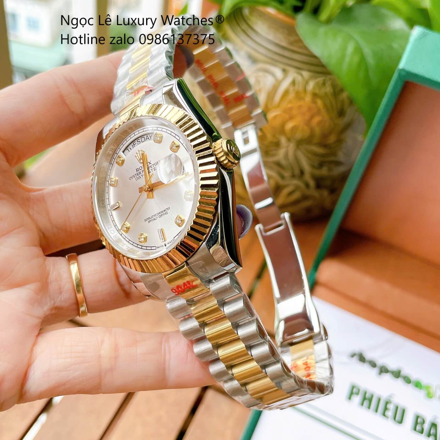 Đồng Hồ Rolex Day-Date Cơ Tự Động Dây Demi Vàng Mặt Trắng Size 41mm - Niềng Khía