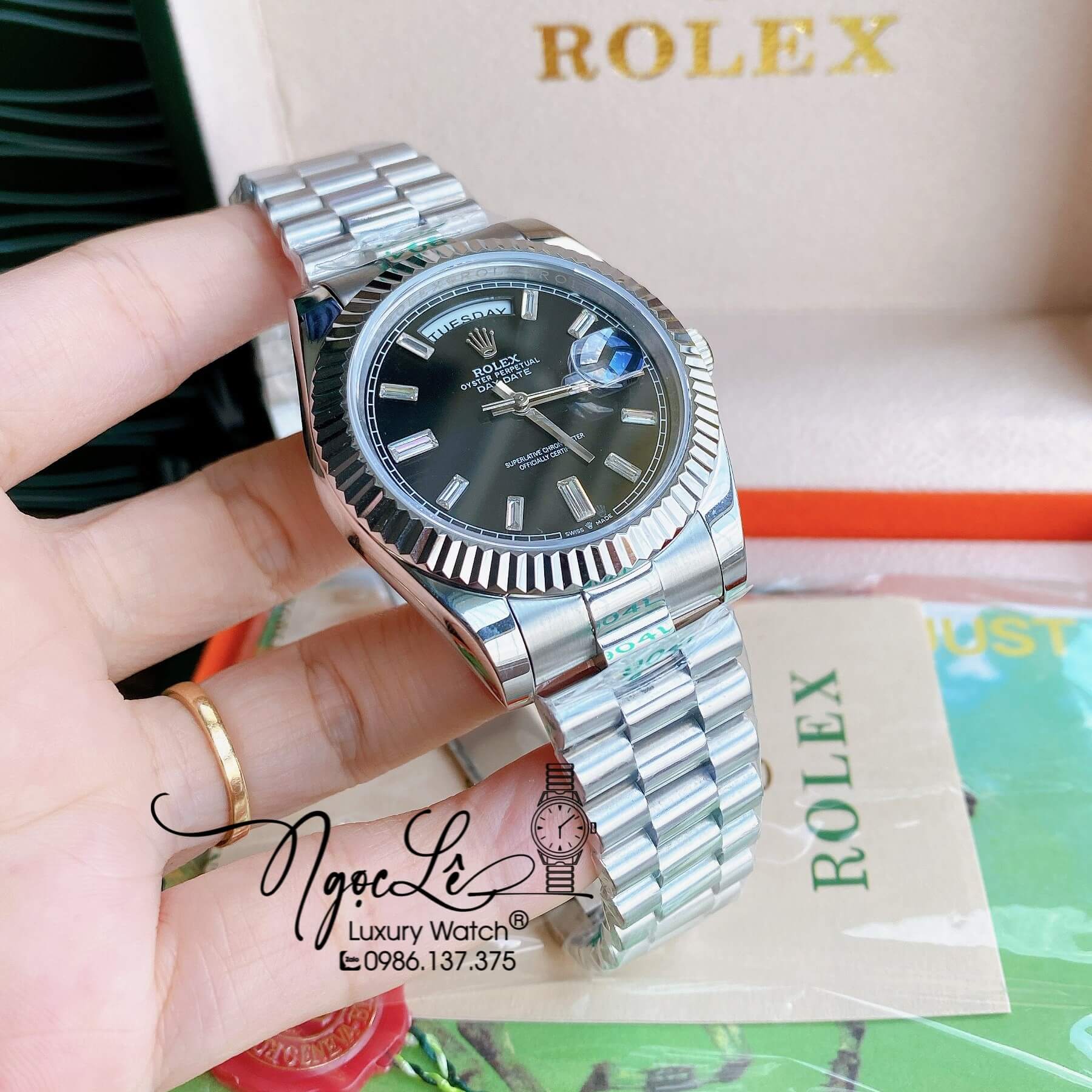 Đồng Hồ Rolex Day-Date Automatic Nam Dây Kim Loại Bạc Mặt Đen Niềng Khía Size 41mm