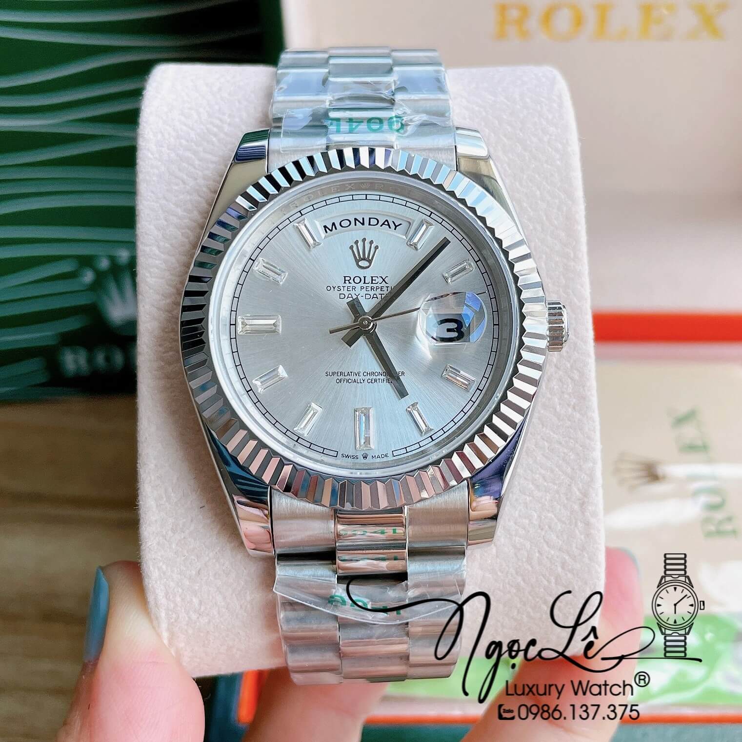 Đồng Hồ Rolex Day-Date Automatic Nam Dây Kim Loại Bạc Mặt Trắng Niềng Khía Size 41mm