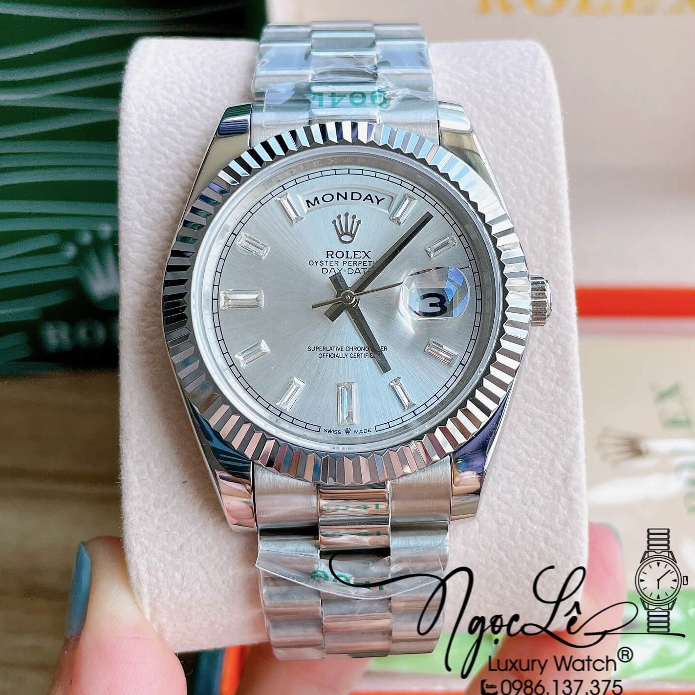 Đồng Hồ Rolex Day-Date Automatic Nam Dây Kim Loại Bạc Mặt Trắng Niềng Khía Size 41mm