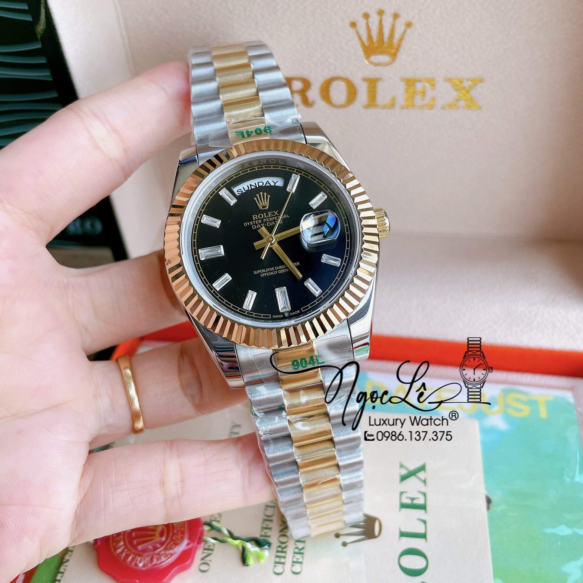 Đồng Hồ Rolex Day-Date Automatic Nam Dây Kim Loại Demi Mặt Đen Niềng Khía Size 41mm