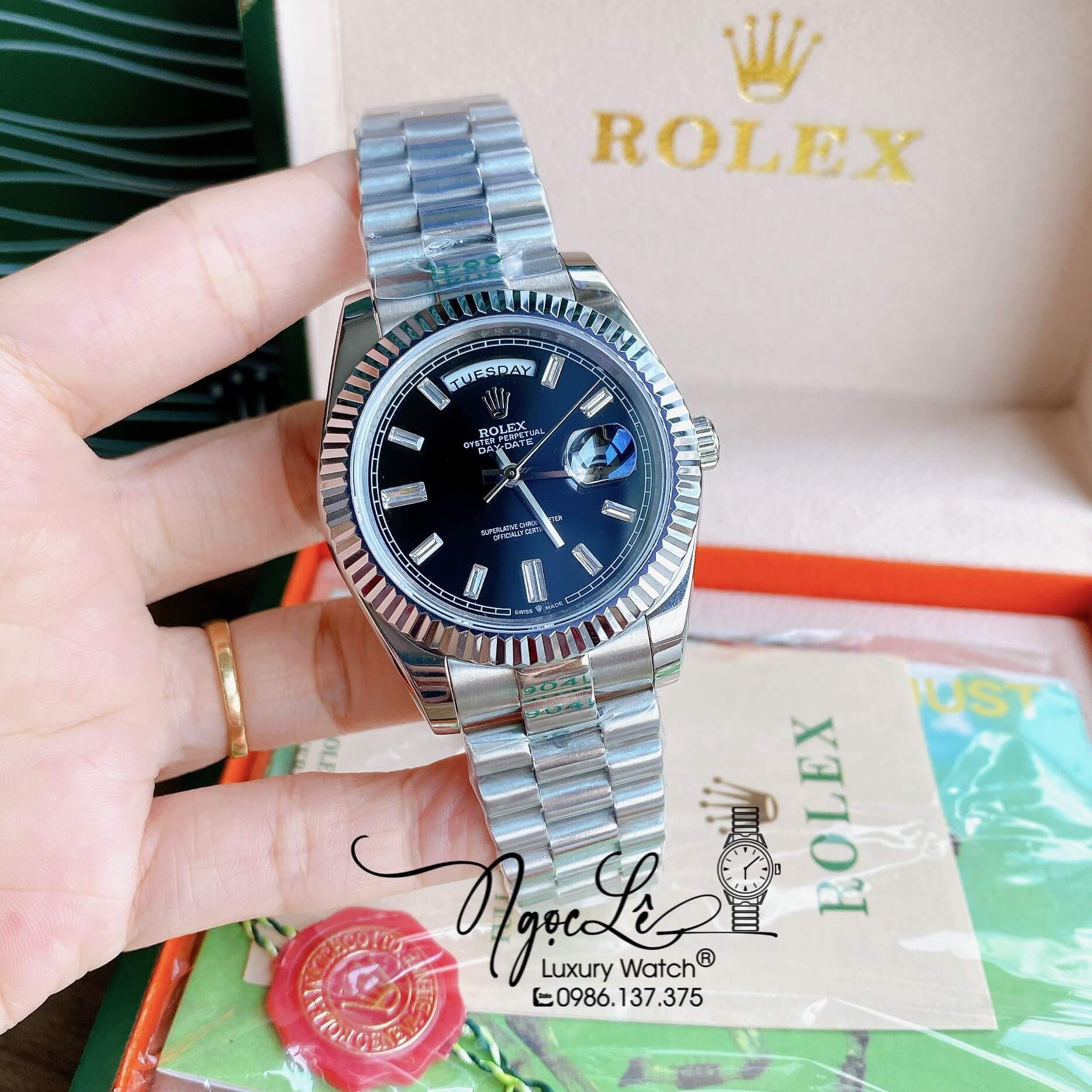 Đồng Hồ Rolex Day-Date Automatic Nam Dây Kim Loại Bạc Mặt Đen Niềng Khía Size 41mm