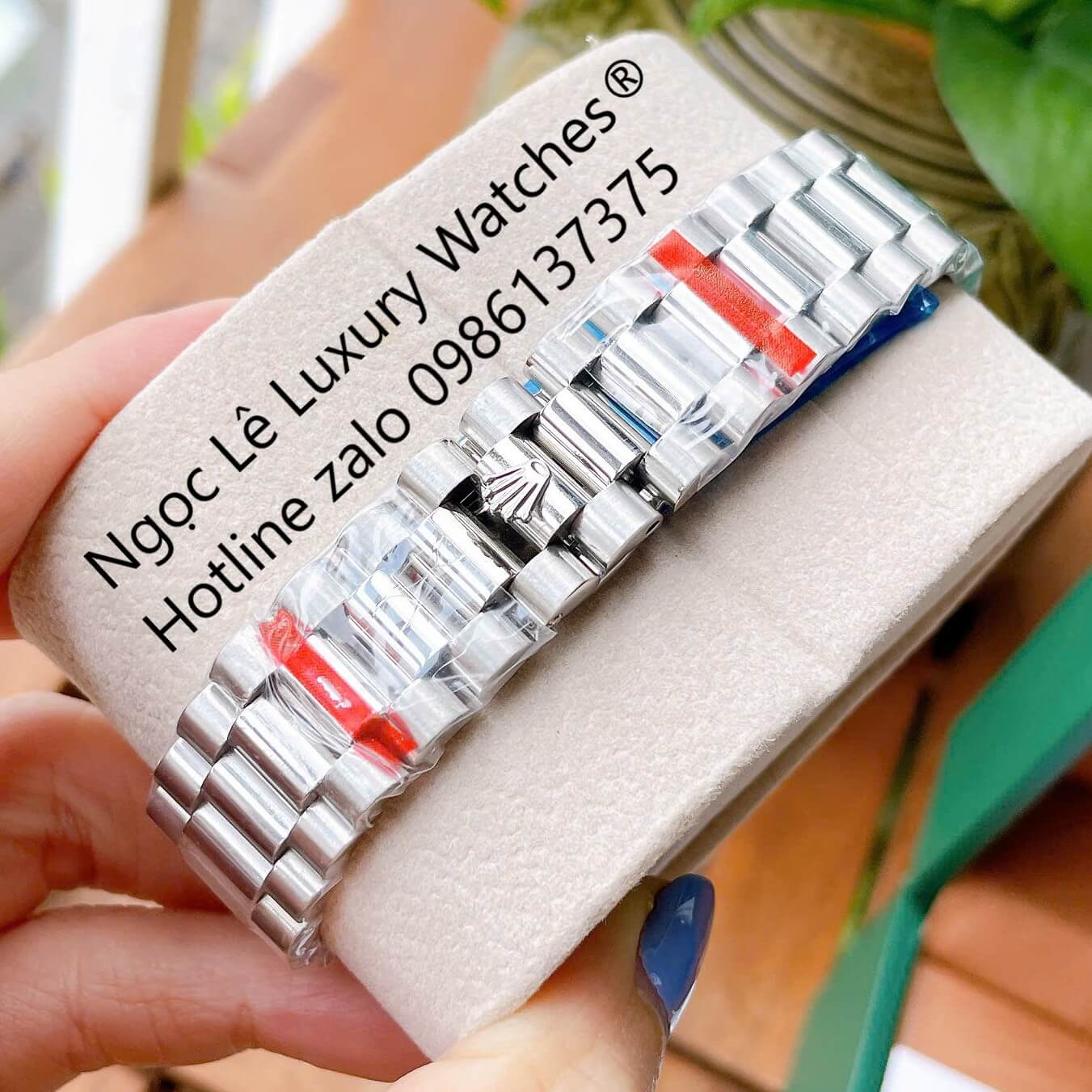 Đồng Hồ Rolex Day-Date Tự Động Dây Thép Màu Bạc Mặt Đen Size 41mm - Niềng Khía