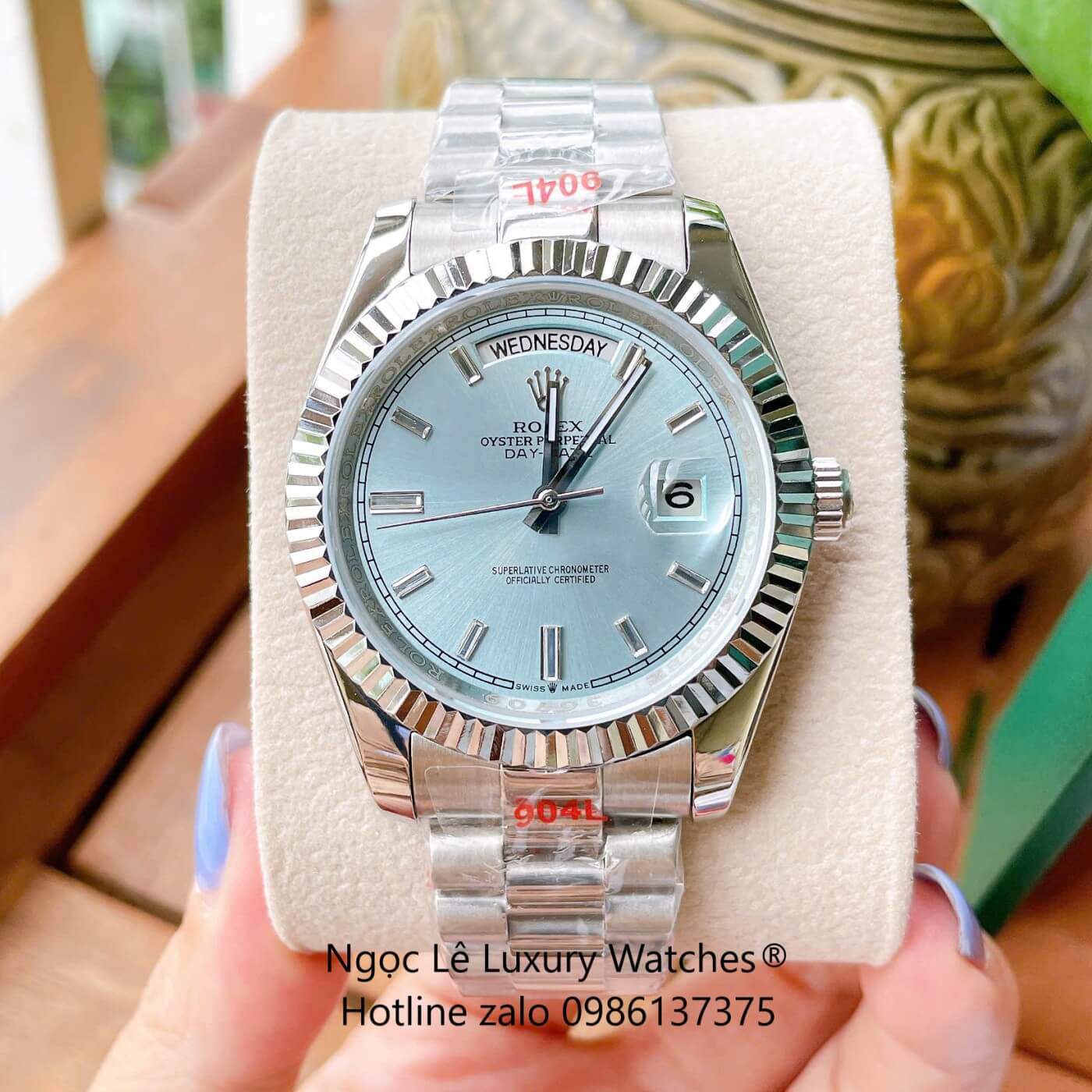 Đồng Hồ Rolex Day-Date Tự Động Dây Thép Màu Bạc Mặt Xanh Nhạt Size 41mm - Niềng Khía