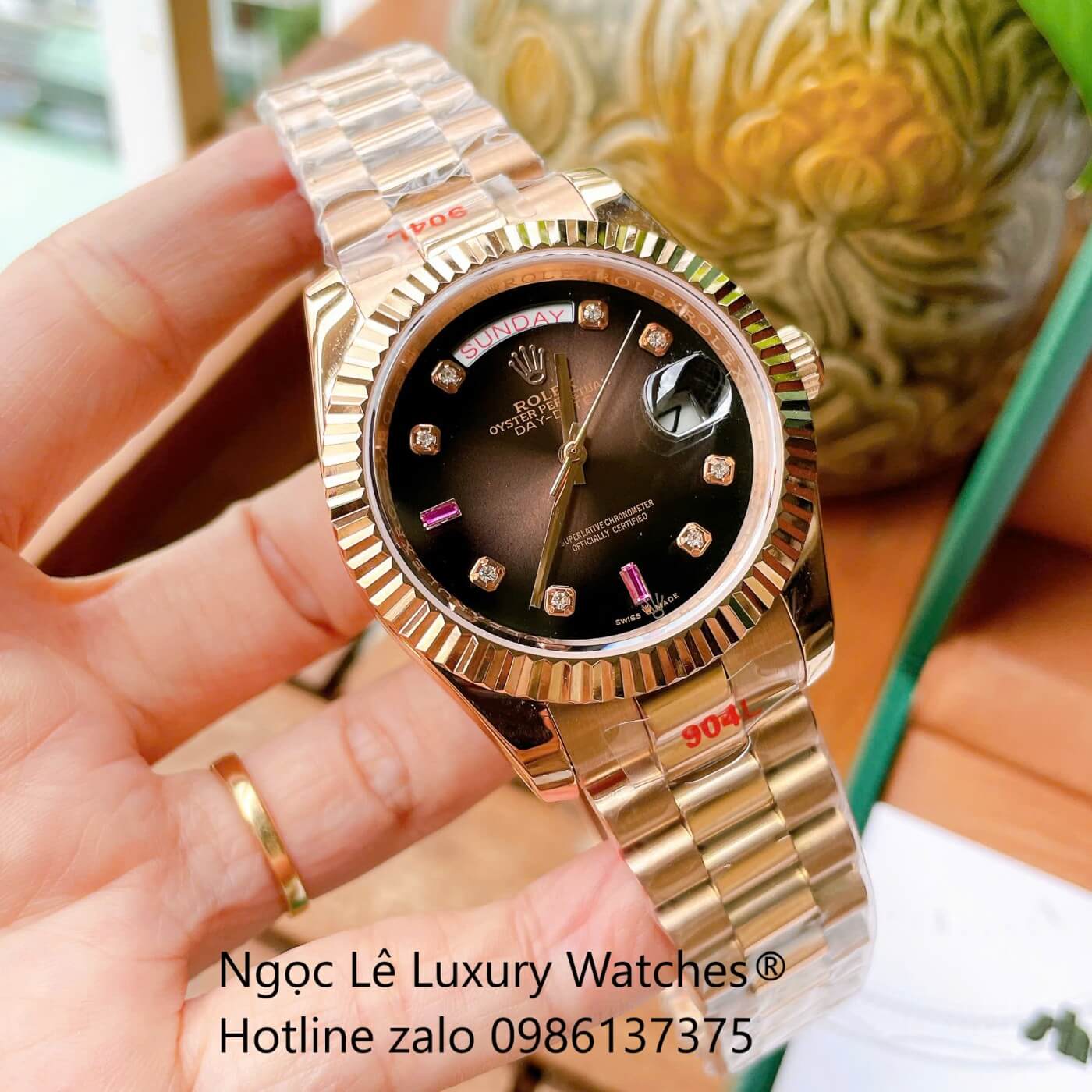 Đồng Hồ Rolex Day-Date Tự Động Dây Thép Vàng Hồng Mặt Nâu Size 41mm - Niềng Khía