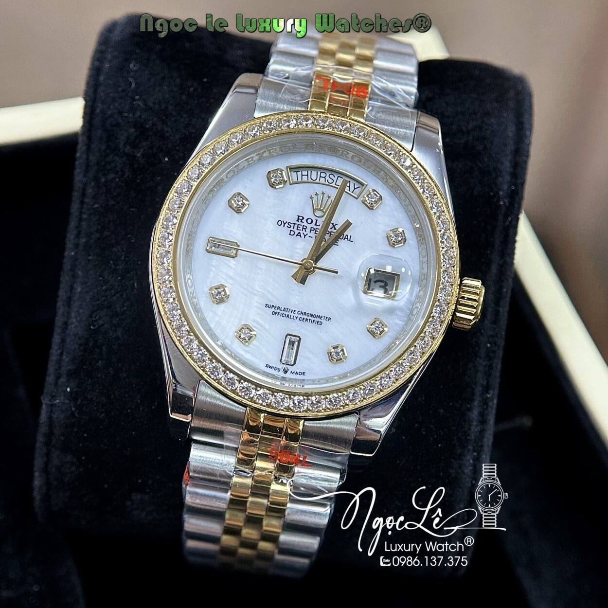 Đồng Hồ Rolex Day-Date Tự Động Dây Kim Loại Demi Gold Mặt Xà Cừ Viền Đá Size 41mm
