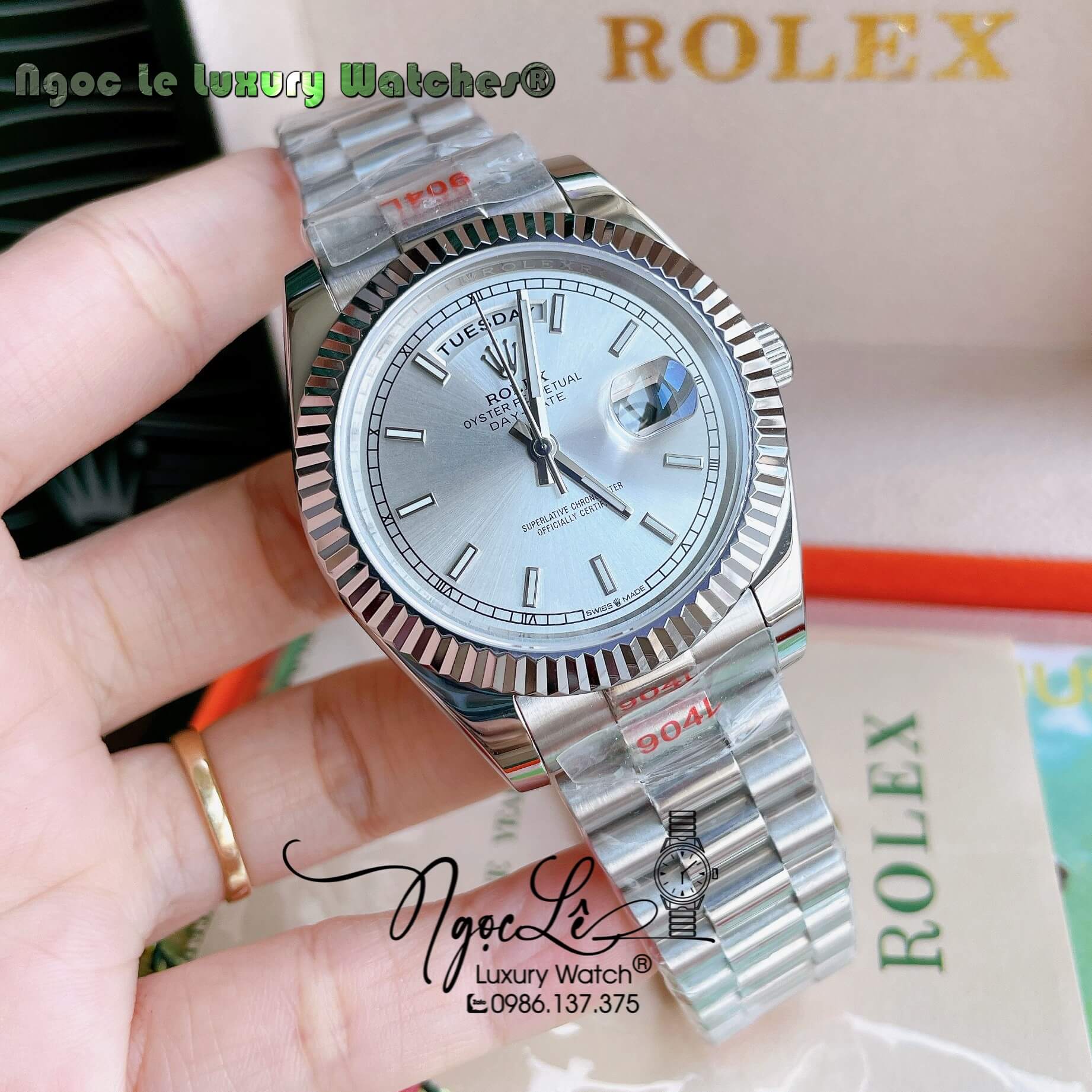 Đồng Hồ Rolex Day-Date Automatic Nam Dây Kim Loại Bạc Mặt Trắng Niềng Khía Size 41mm