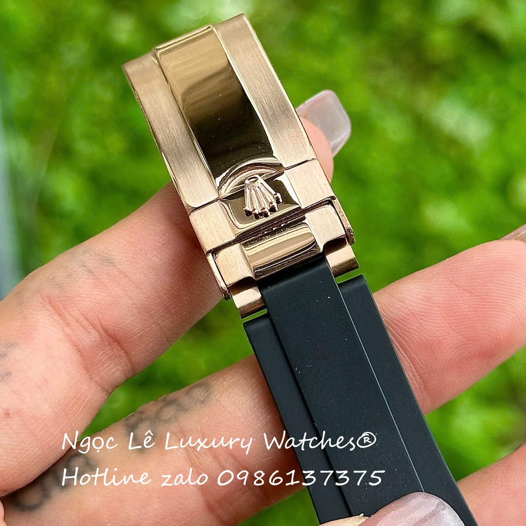 Đồng Hồ Rolex Cosmograph Daytona Automatic Dây Cao Su Đen Mặt Vàng Hồng Size 40mm