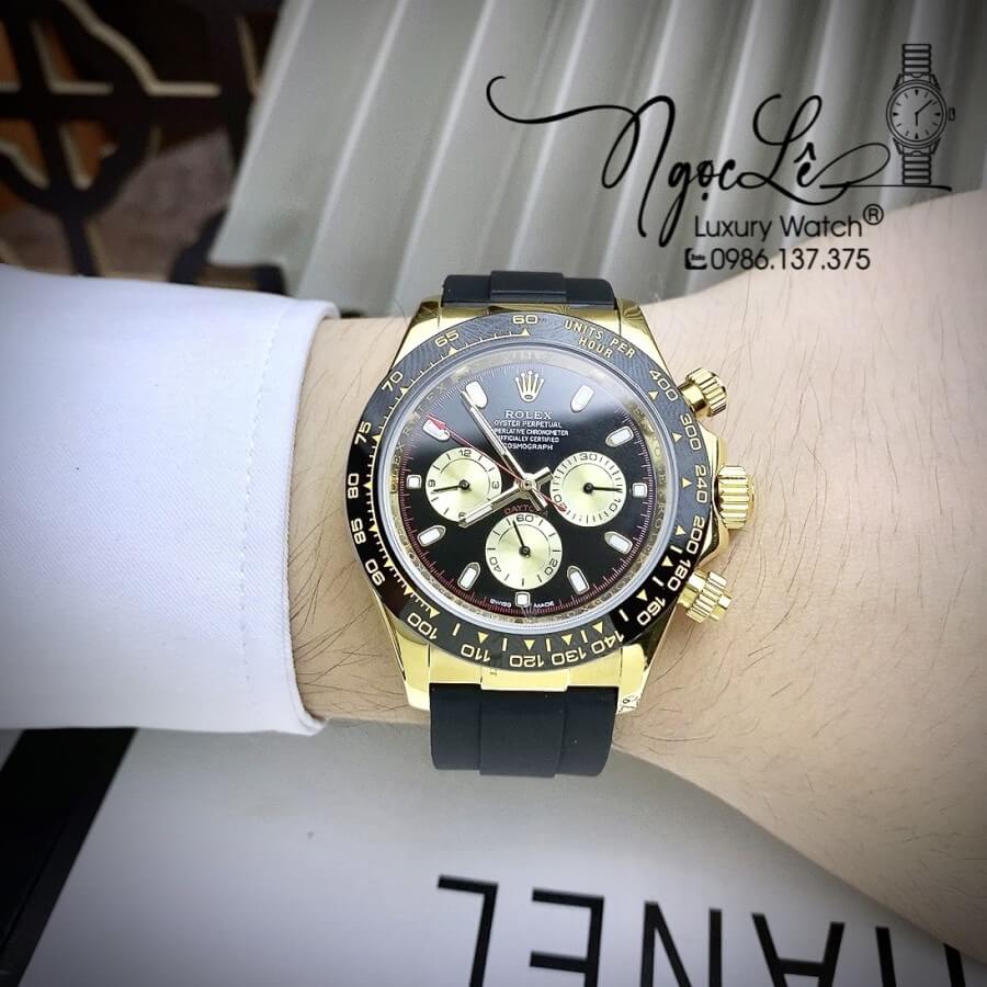 Đồng Hồ Rolex Daytona Automatic Nam Dây Silicon Đen Mặt Đen Vỏ Vàng Size 40mm