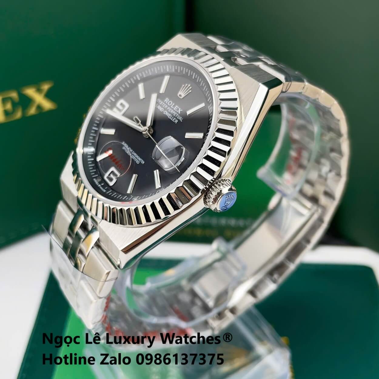 Đồng Hồ Rolex Land-Dweller Dây Kim Loại Bạc Mặt Đen Size 40mm Vành Khía