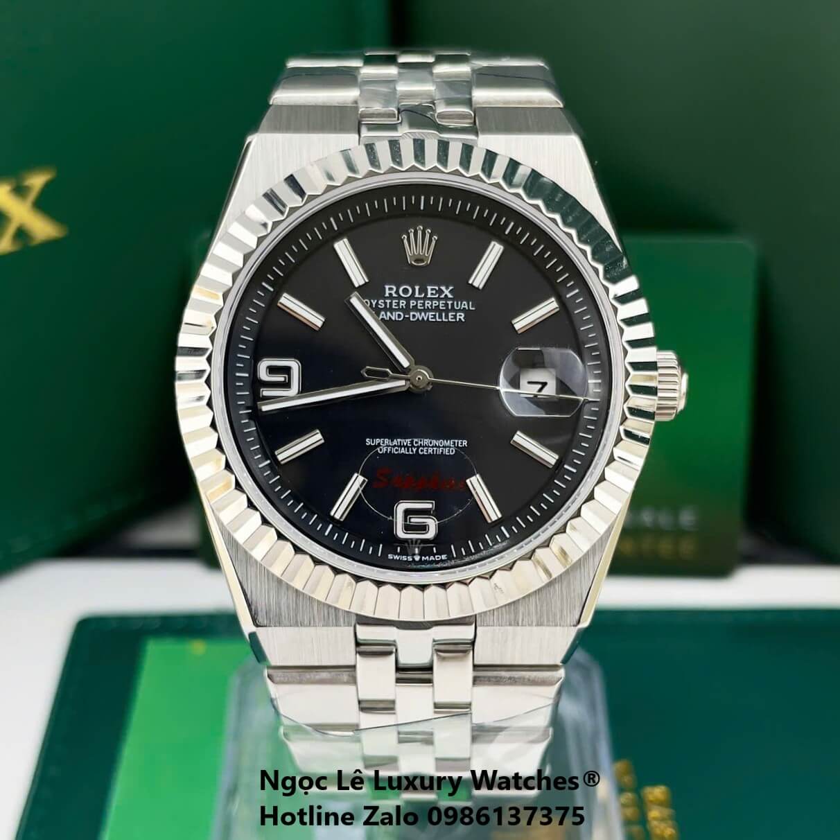 Đồng Hồ Rolex Land-Dweller Dây Kim Loại Bạc Mặt Đen Size 40mm Vành Khía