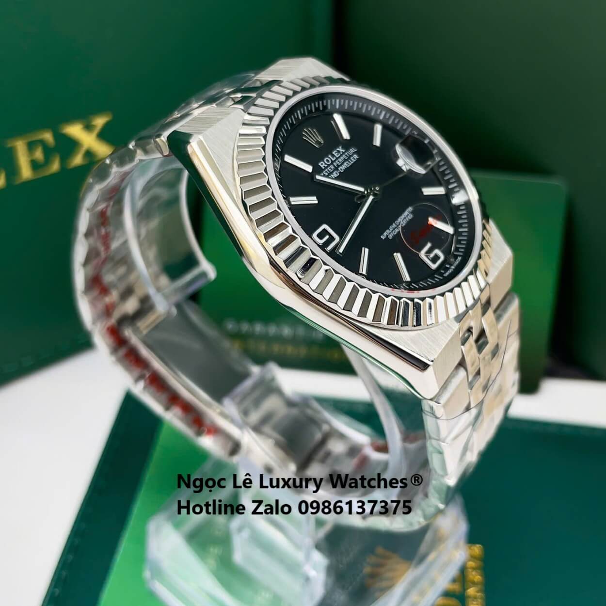 Đồng Hồ Rolex Land-Dweller Dây Kim Loại Bạc Mặt Đen Size 40mm Vành Khía