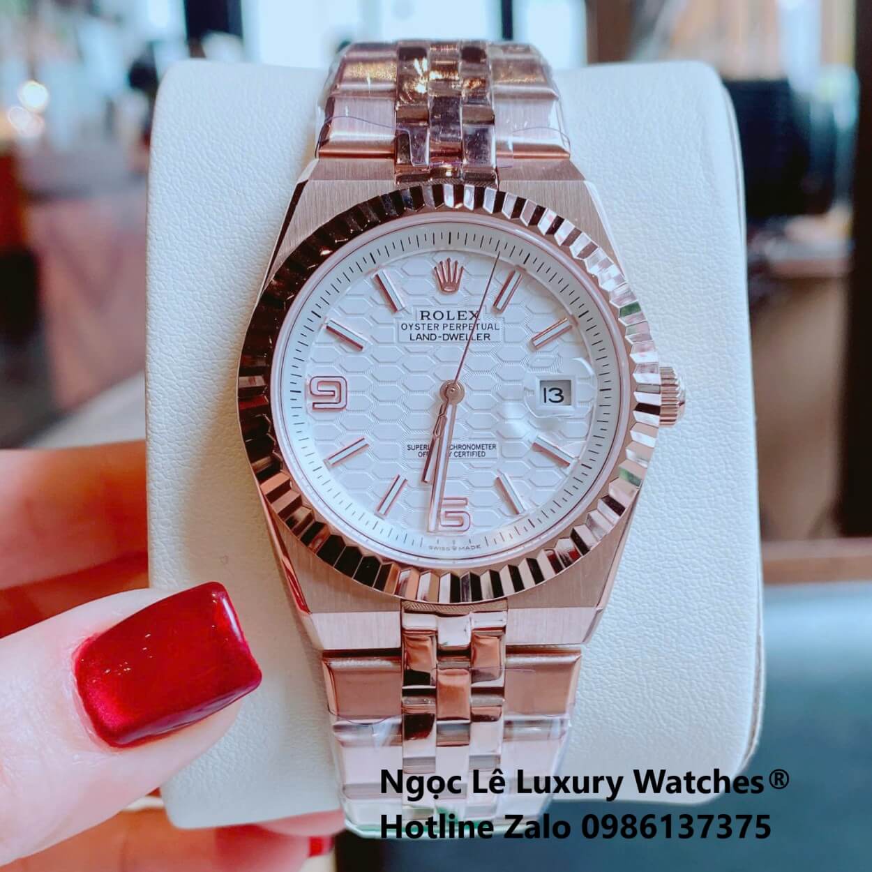 Đồng Hồ Rolex Land-Dweller Dây Kim Loại Rose Gold Mặt Trắng Tổ Ong 40mm