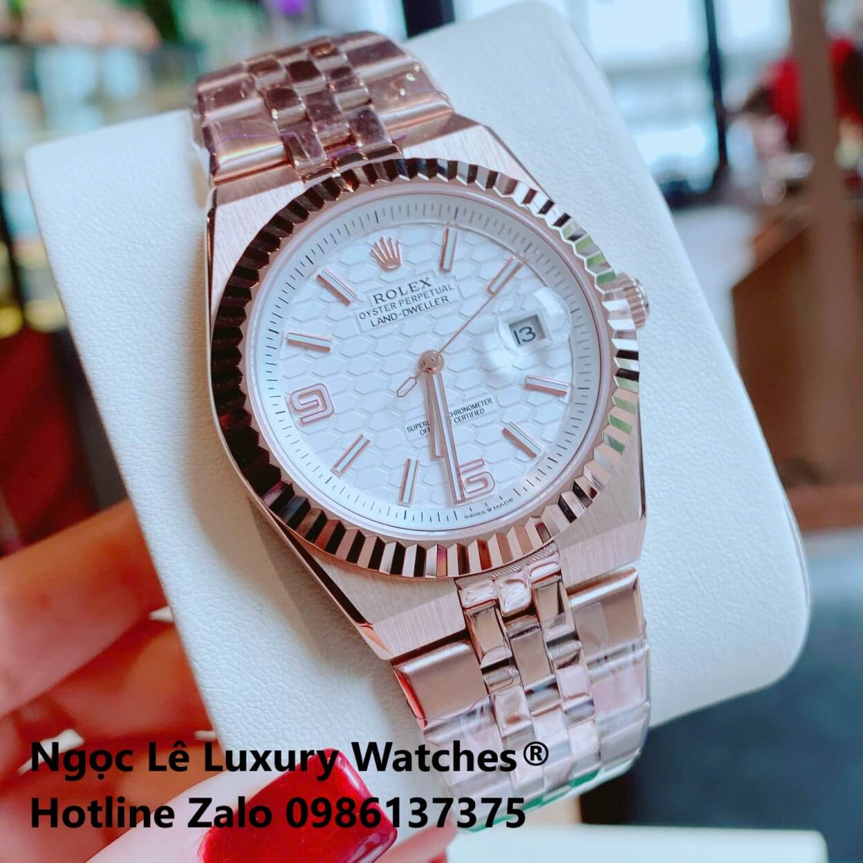 Đồng Hồ Rolex Land-Dweller Dây Kim Loại Rose Gold Mặt Trắng Tổ Ong 40mm