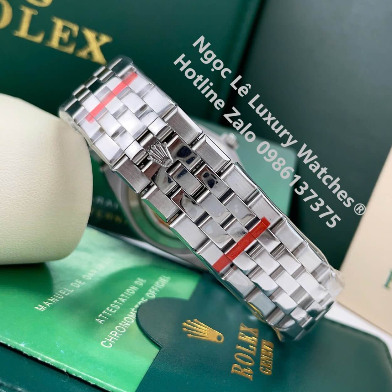 Đồng Hồ Rolex Land-Dweller Dây Kim Loại Bạc Mặt Xanh Dương Size 40mm Vành Khía