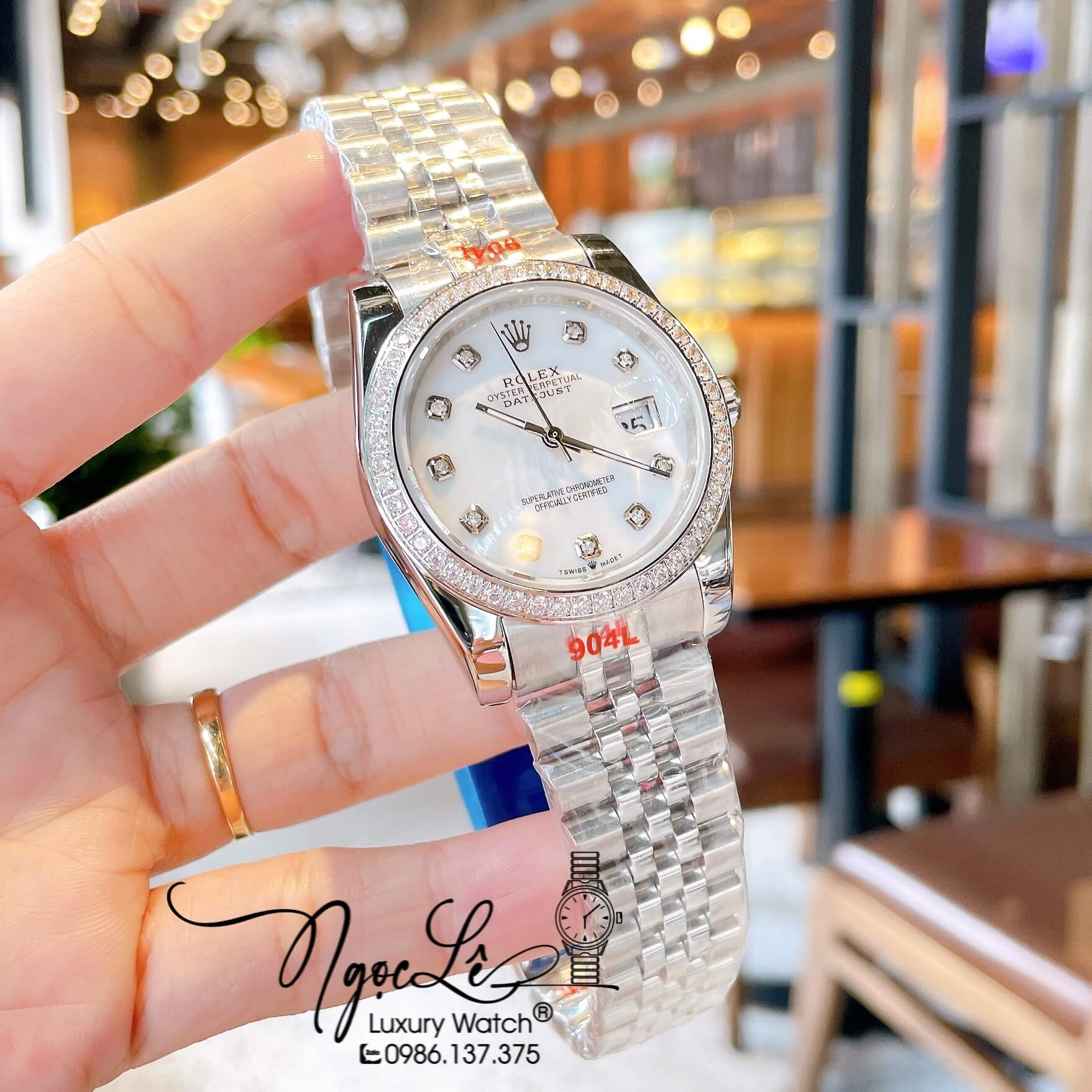 Đồng Hồ Rolex Datejust Quartz Dây Bạc Mặt Trắng Xà Cừ Size 36mm Đính Đá