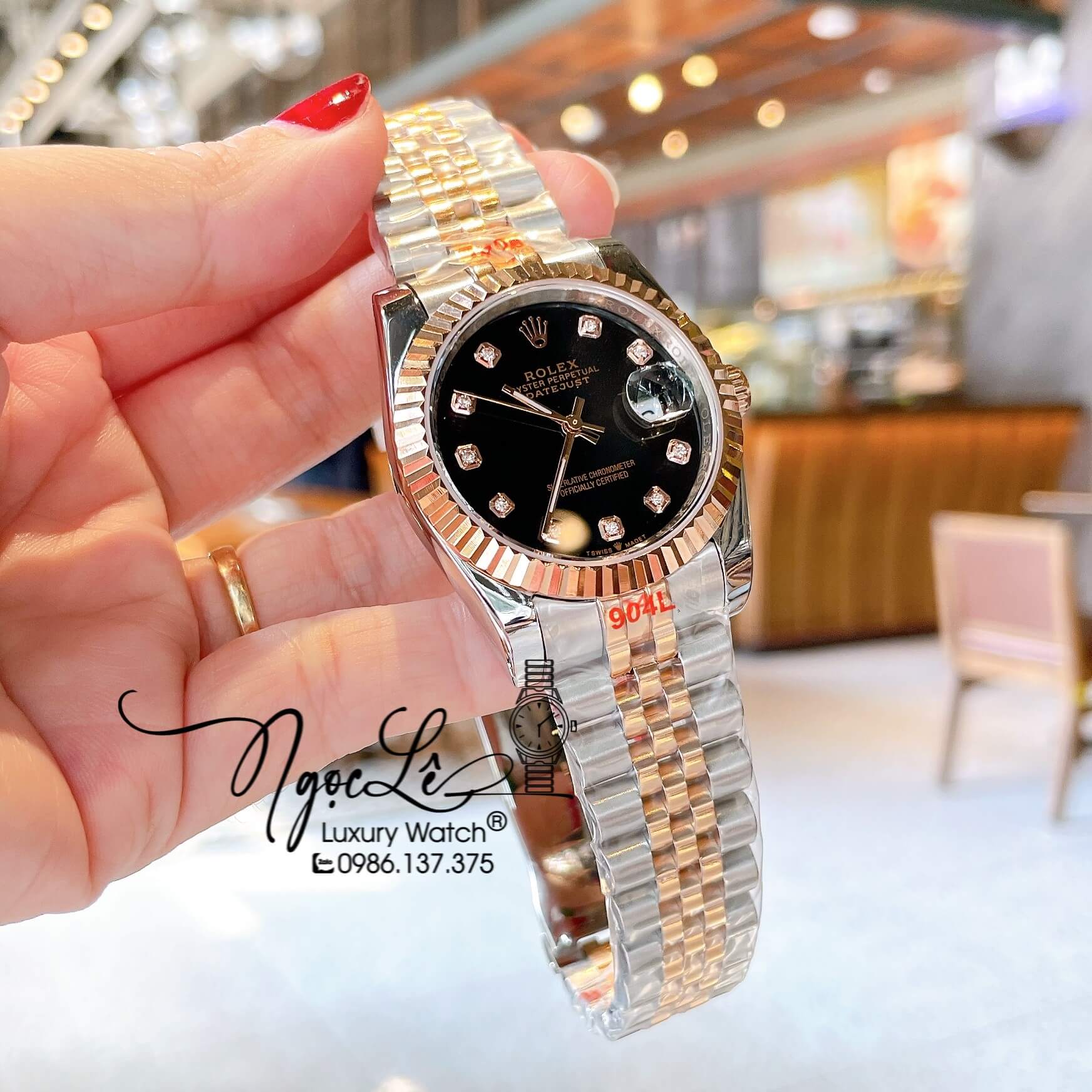 Đồng Hồ Rolex Datejust Quartz Dây Demi Rose Mặt Đen Niềng Khía Size 36mm Cao Cấp