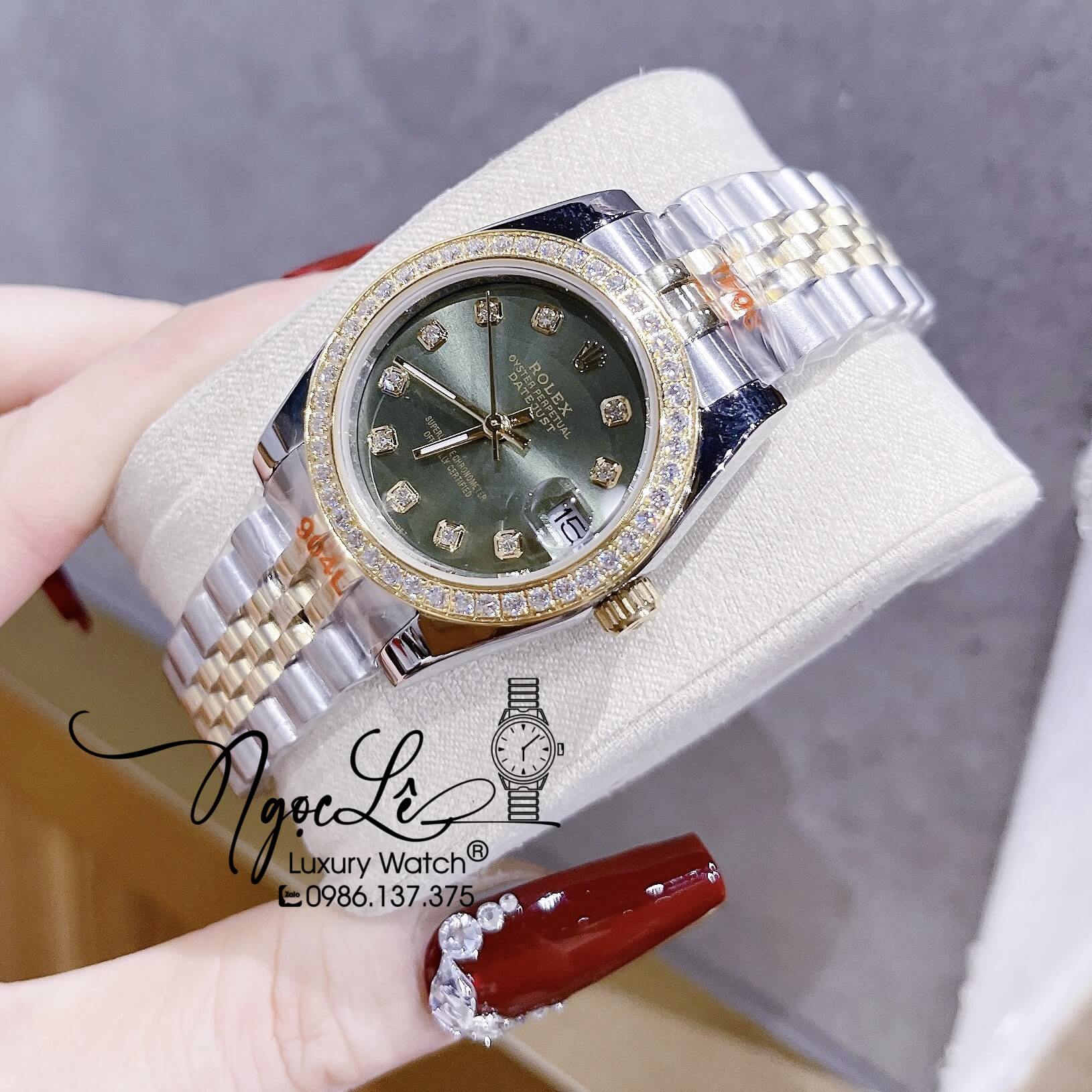 Đồng Hồ Nữ Rolex Datejust Máy Pin Dây Kim Loại Demi Gold Mặt Xanh Rêu Đính Đá 32mm